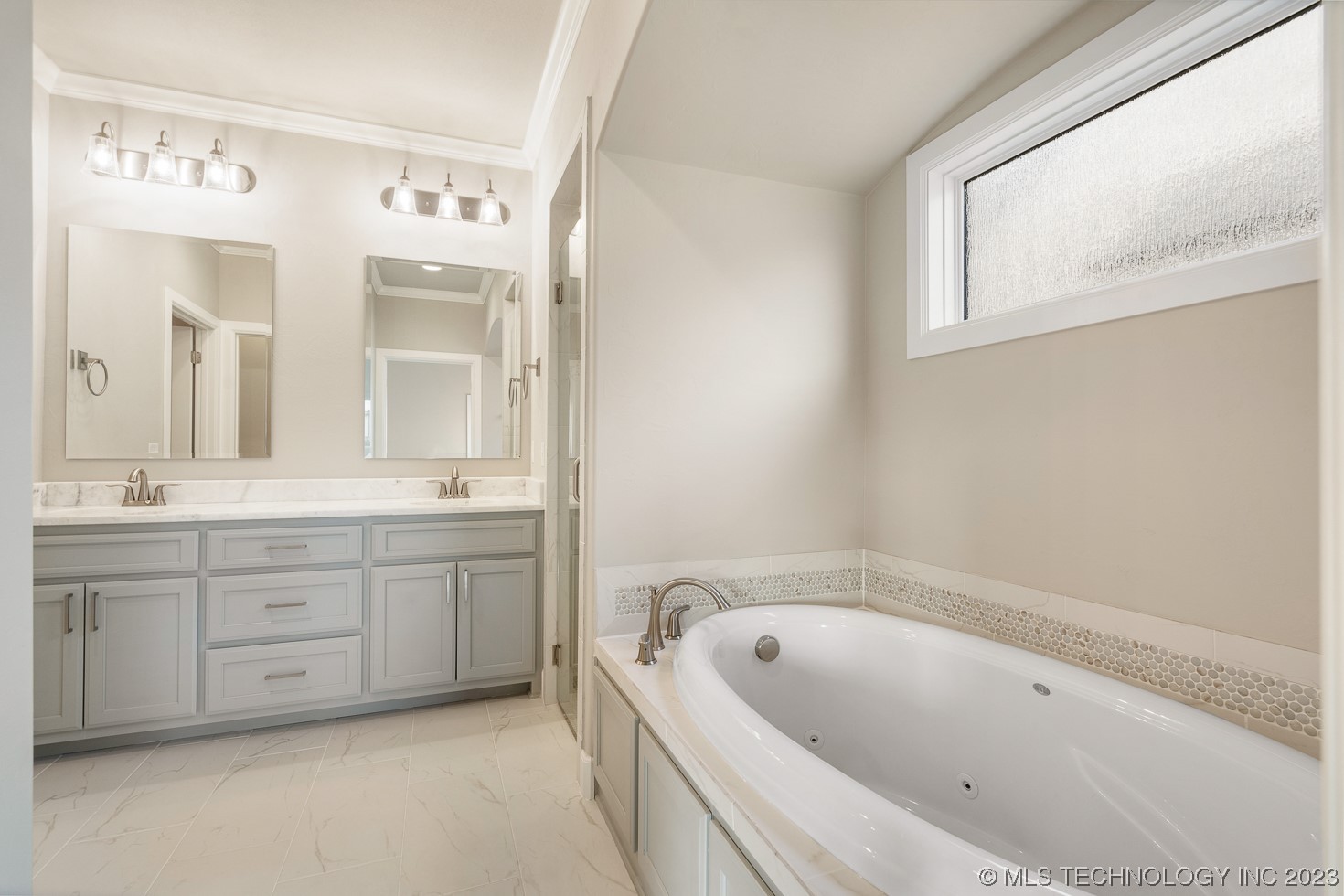 5310 E 126th Street S Property Photo 16