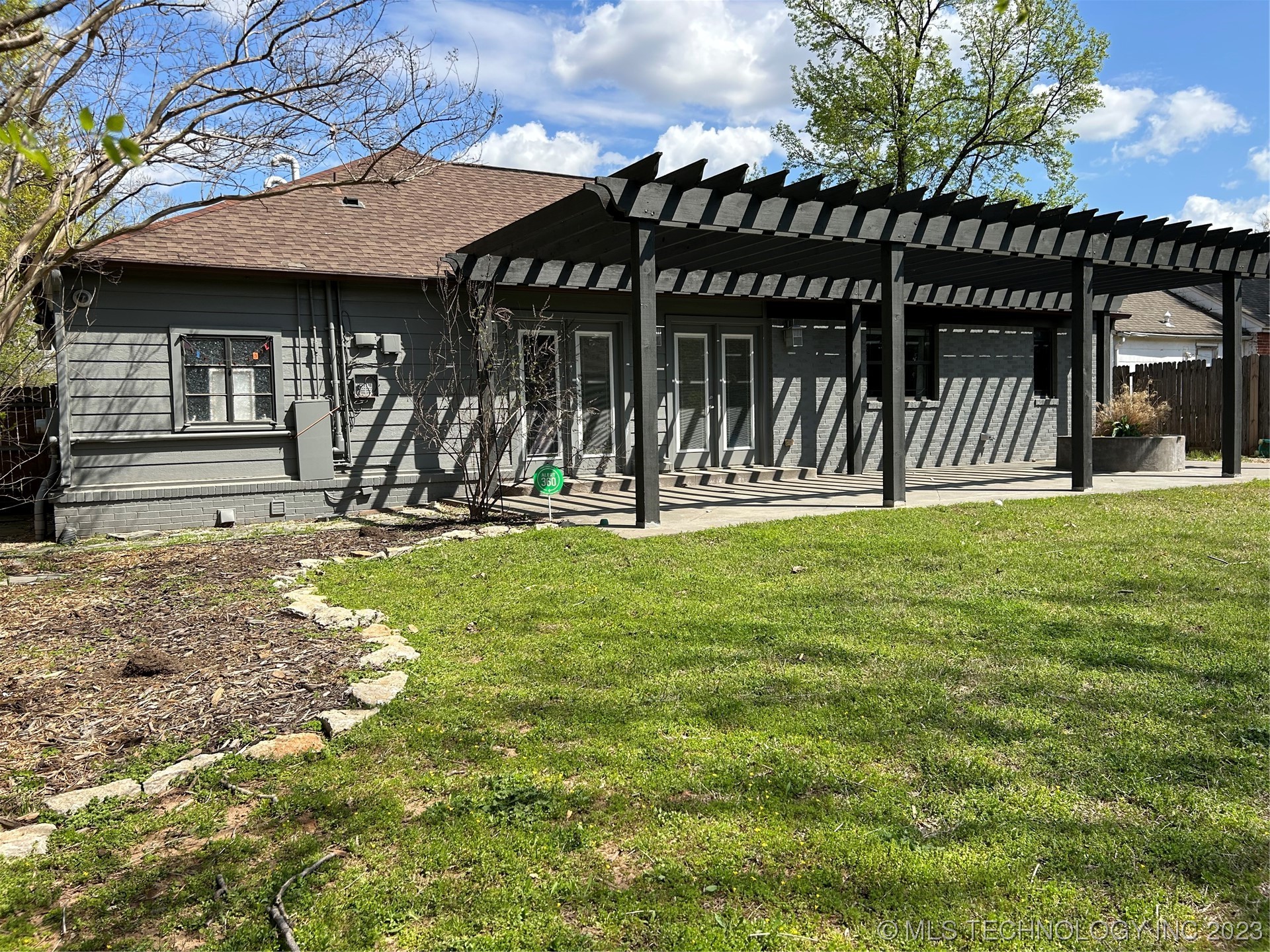 3026 S Boston Place Property Photo 4