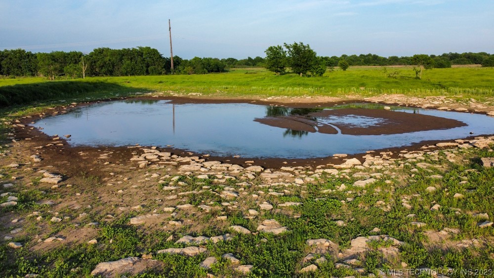 0000 S 4100 Road Property Photo 6