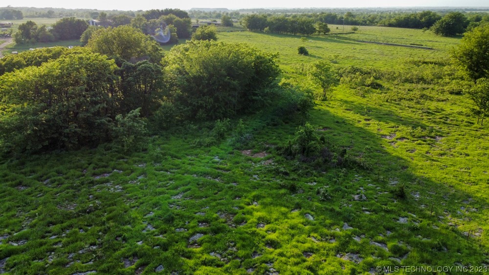 0000 S 4100 Road Property Photo 8