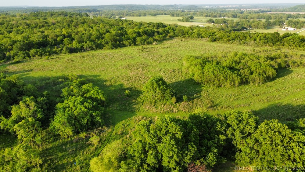 0000 S 4100 Road Property Photo 9