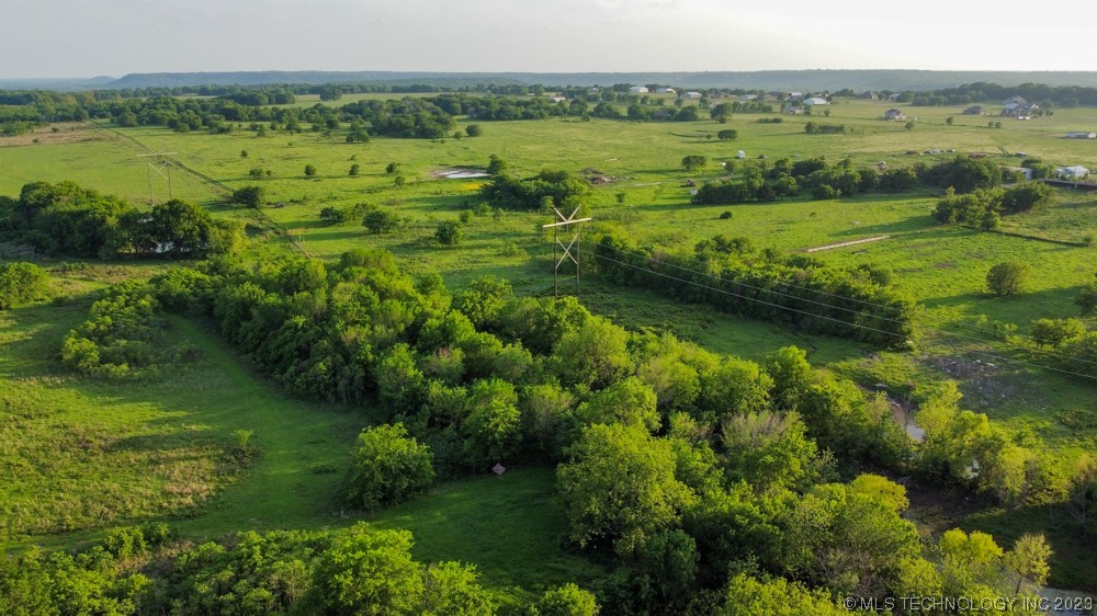 0000 S 4100 Road Property Photo 14