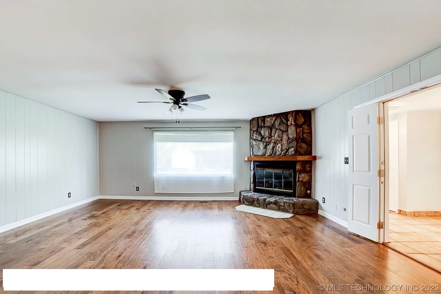 1809 S Elm Avenue Property Photo 3