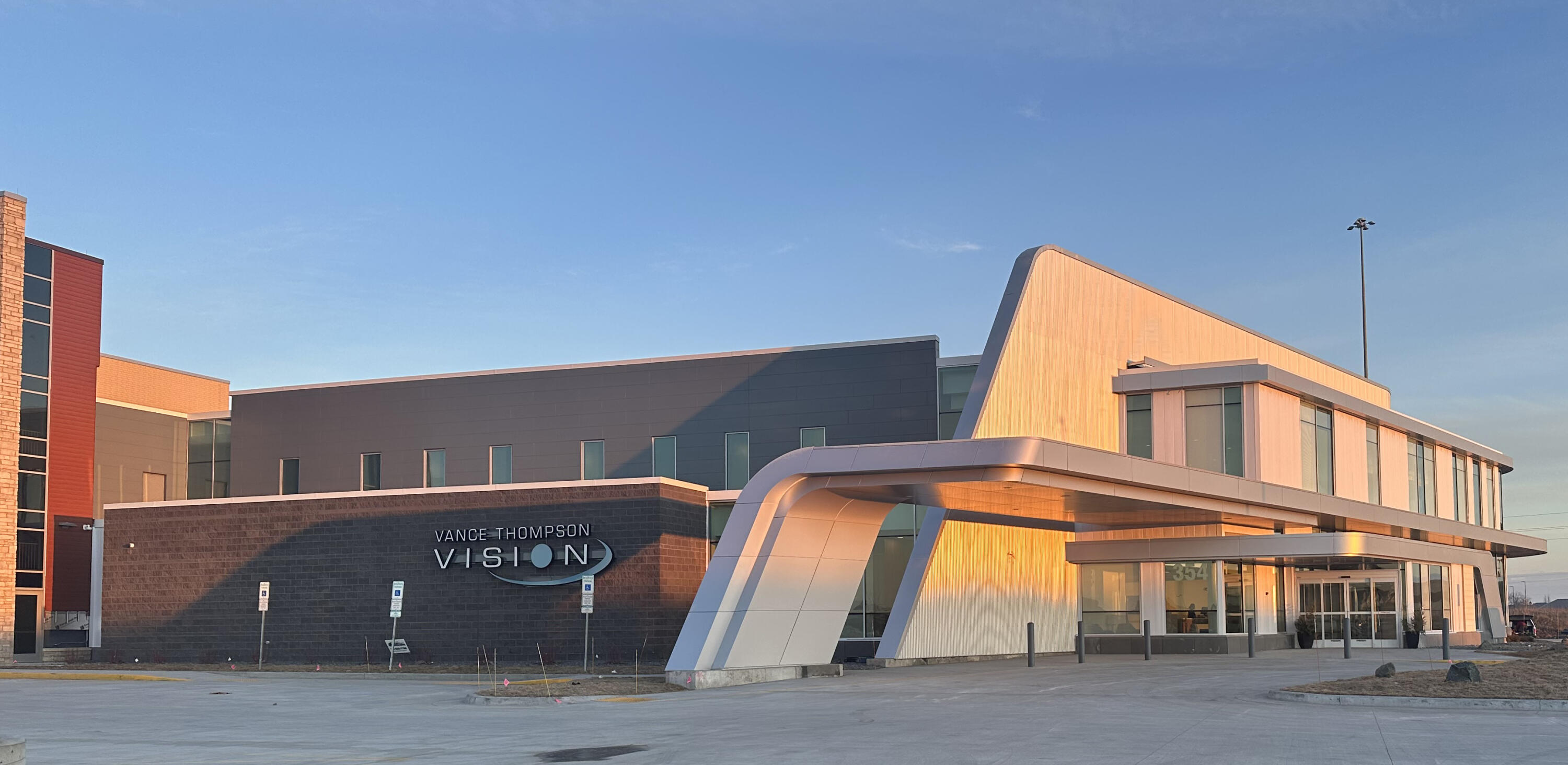 354 23rd Avenue E Property Photo 7