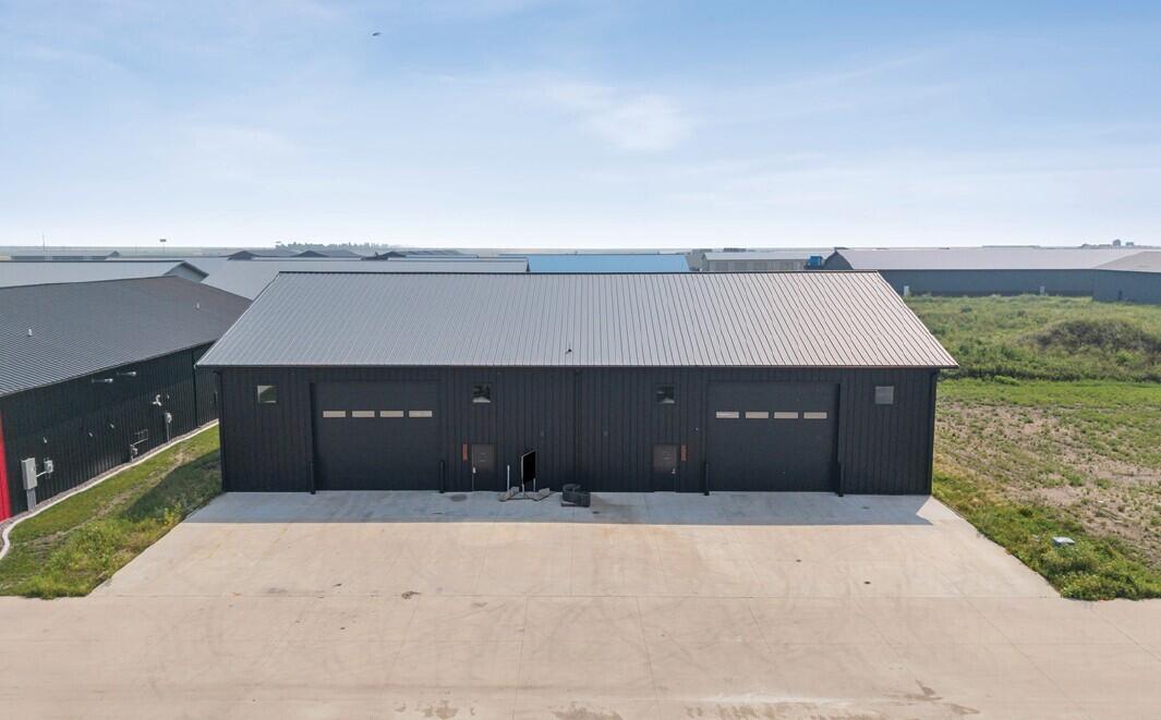 9541 39th Street S Property Photo 1