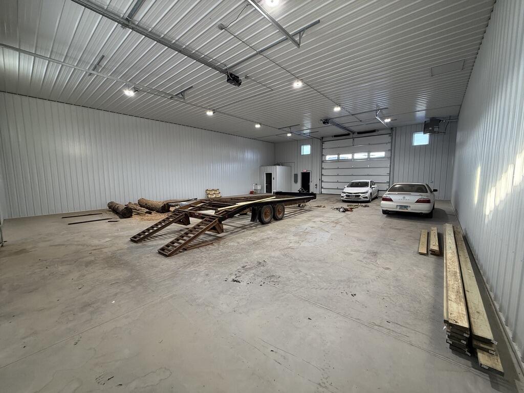 9541 39th Street S Property Photo 4