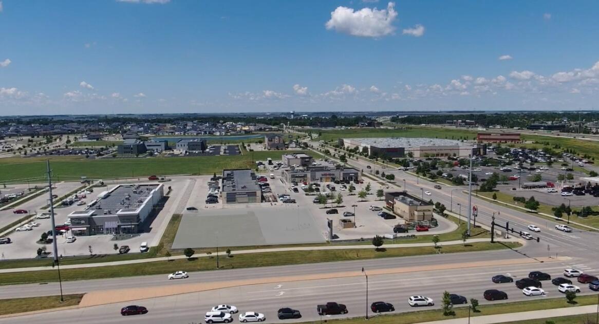 875 23rd Avenue E Property Photo 2