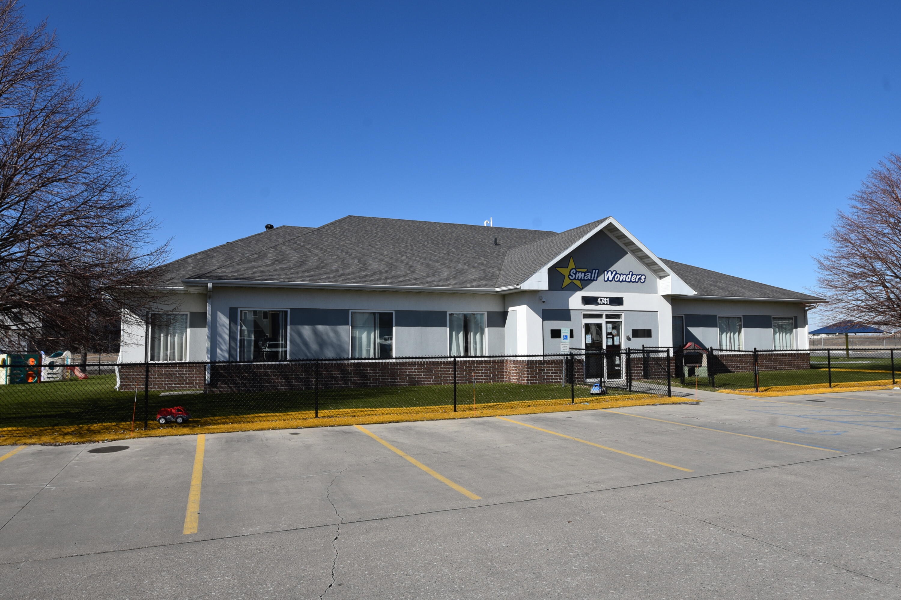 4741 Amber Valley Parkway S Property Photo 1