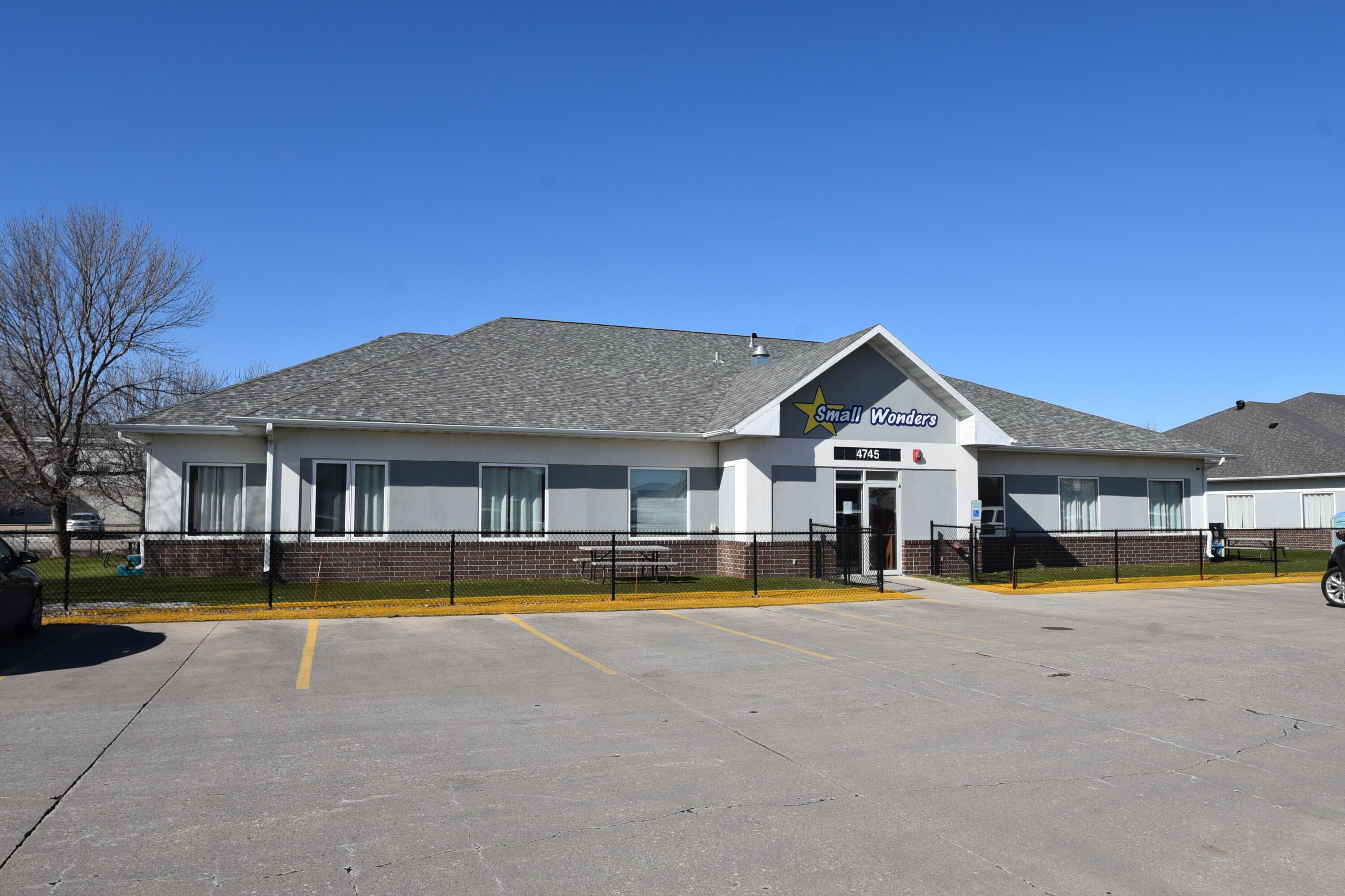 4745 Amber Valley Parkway S Property Photo 1