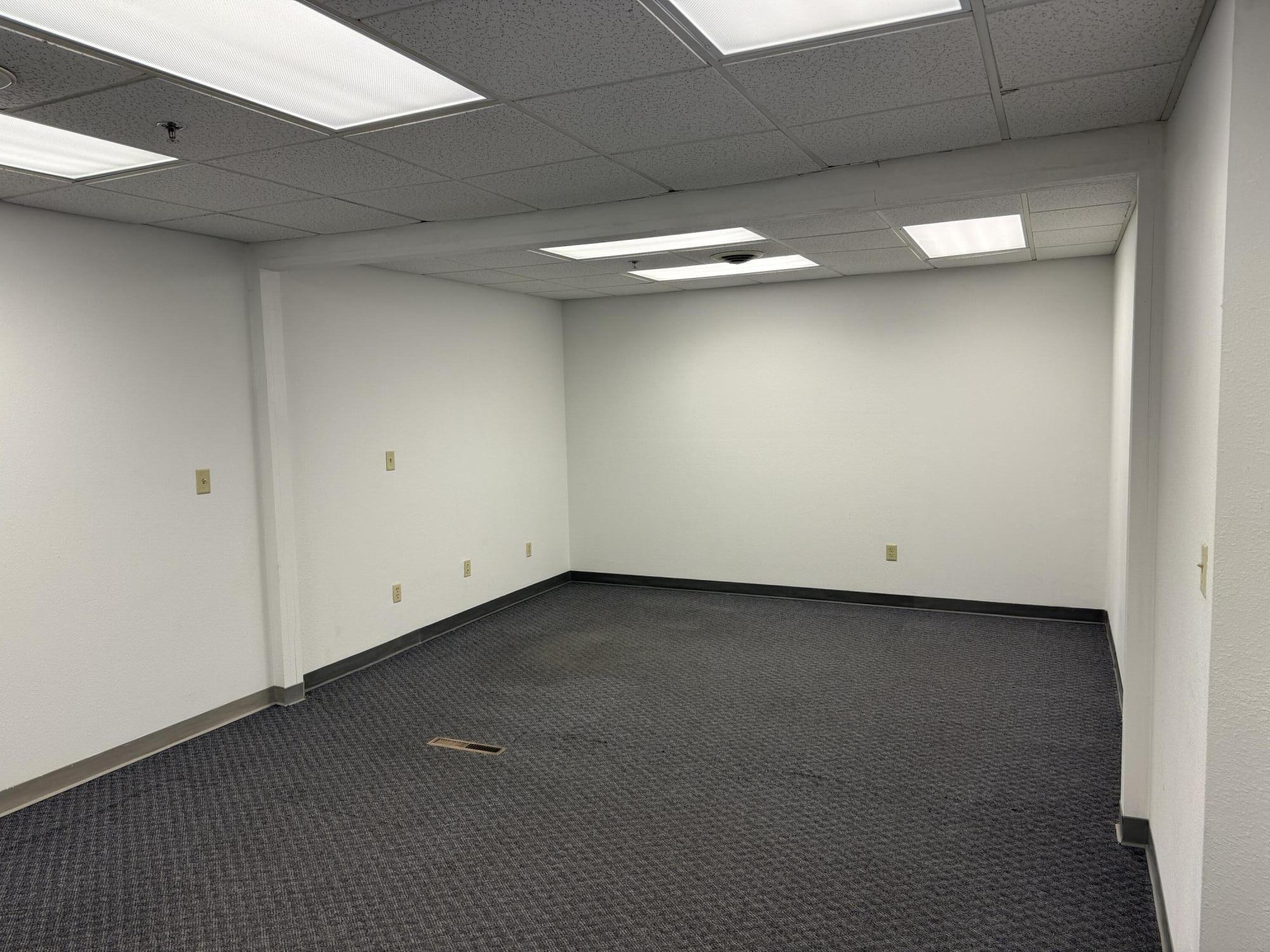 1042 14th Avenue E Property Photo 8