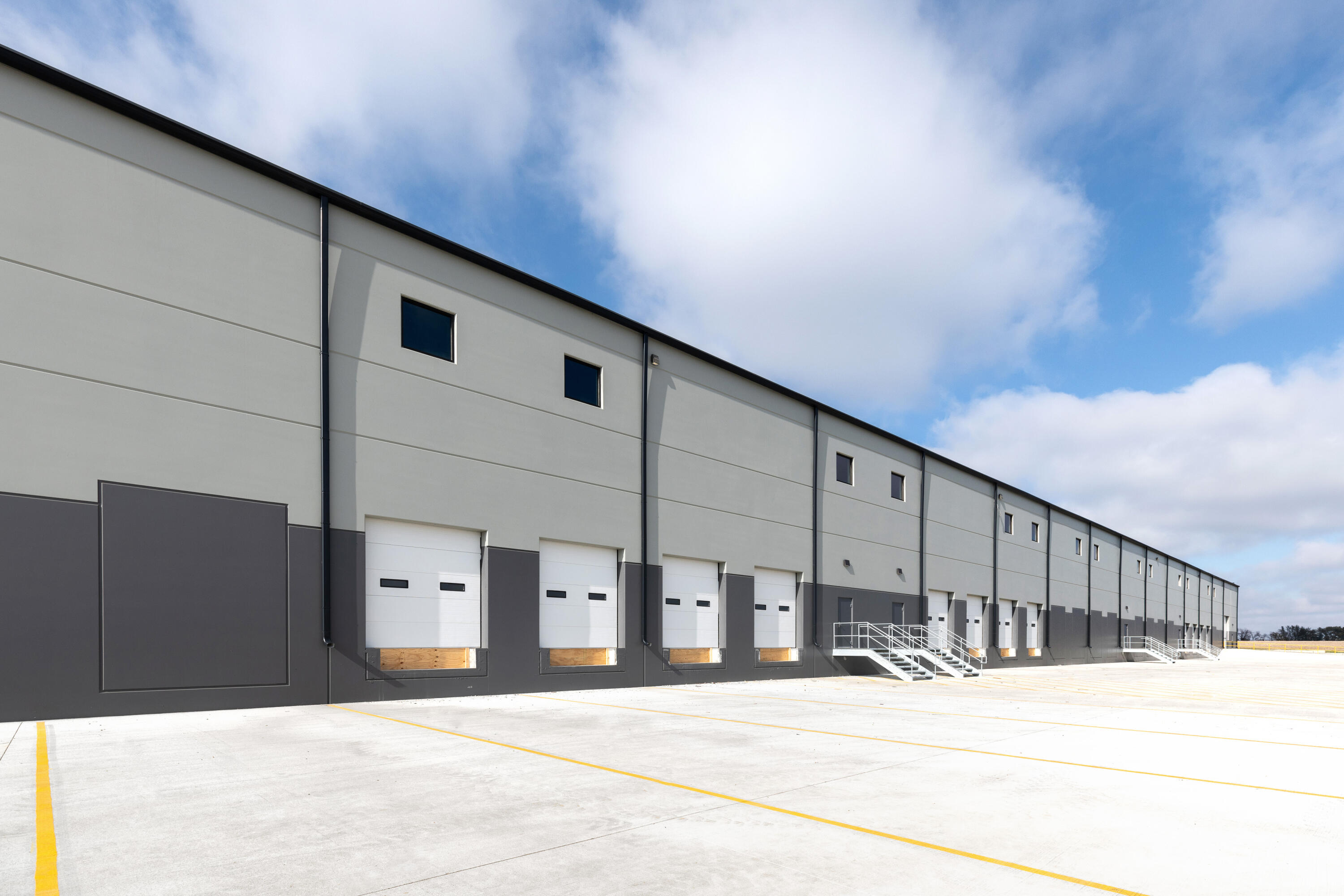 3034 43rd St Property Photo 2