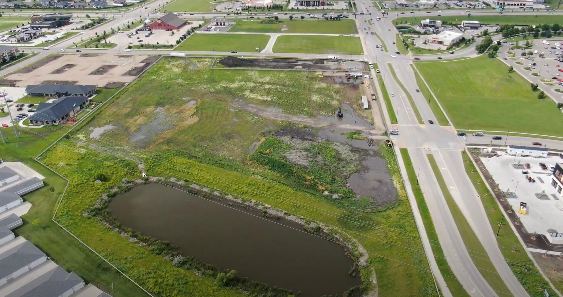 5461 38th Street S Property Photo 2