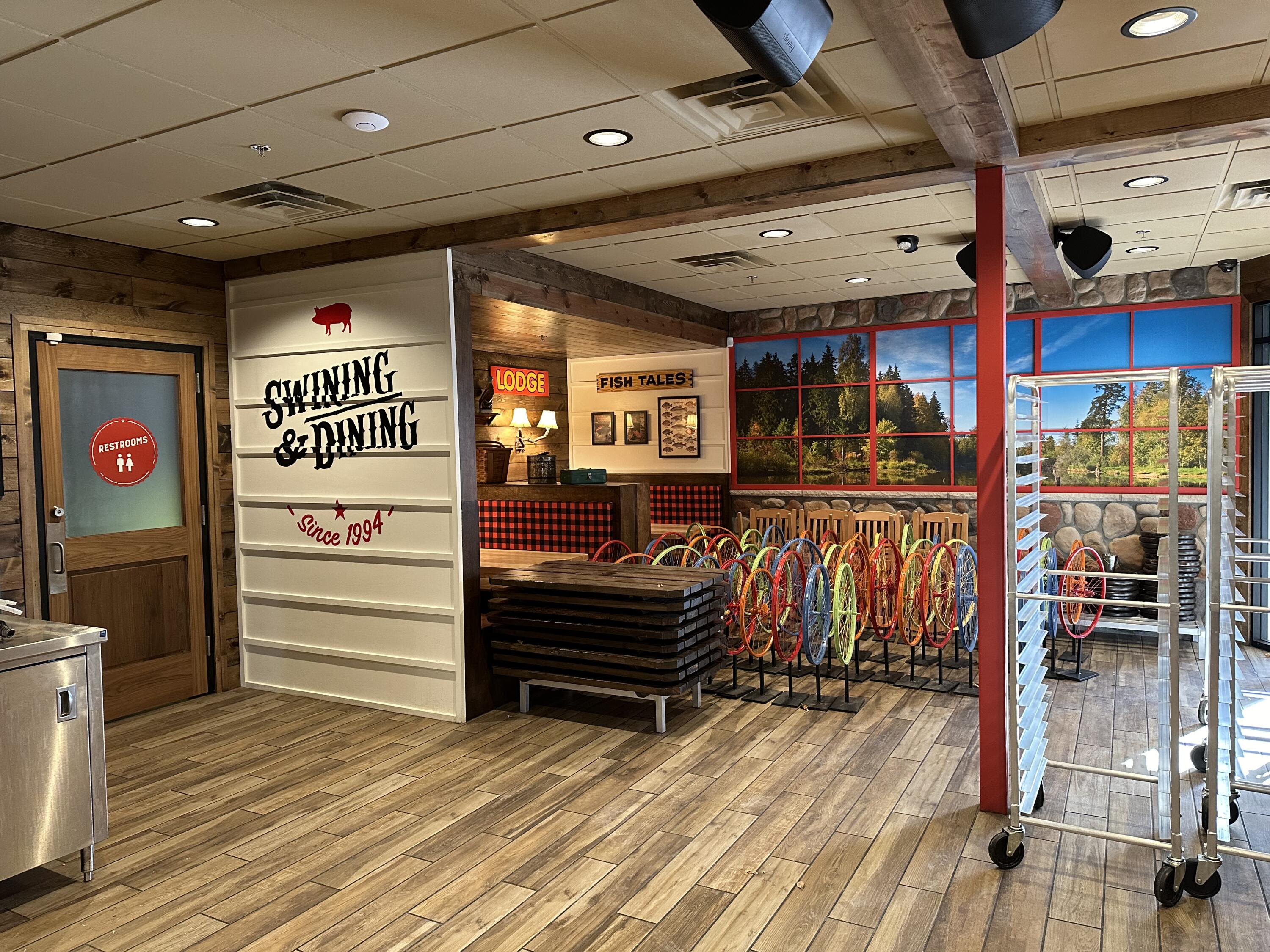 1970 S Columbia Rd Property Photo 3