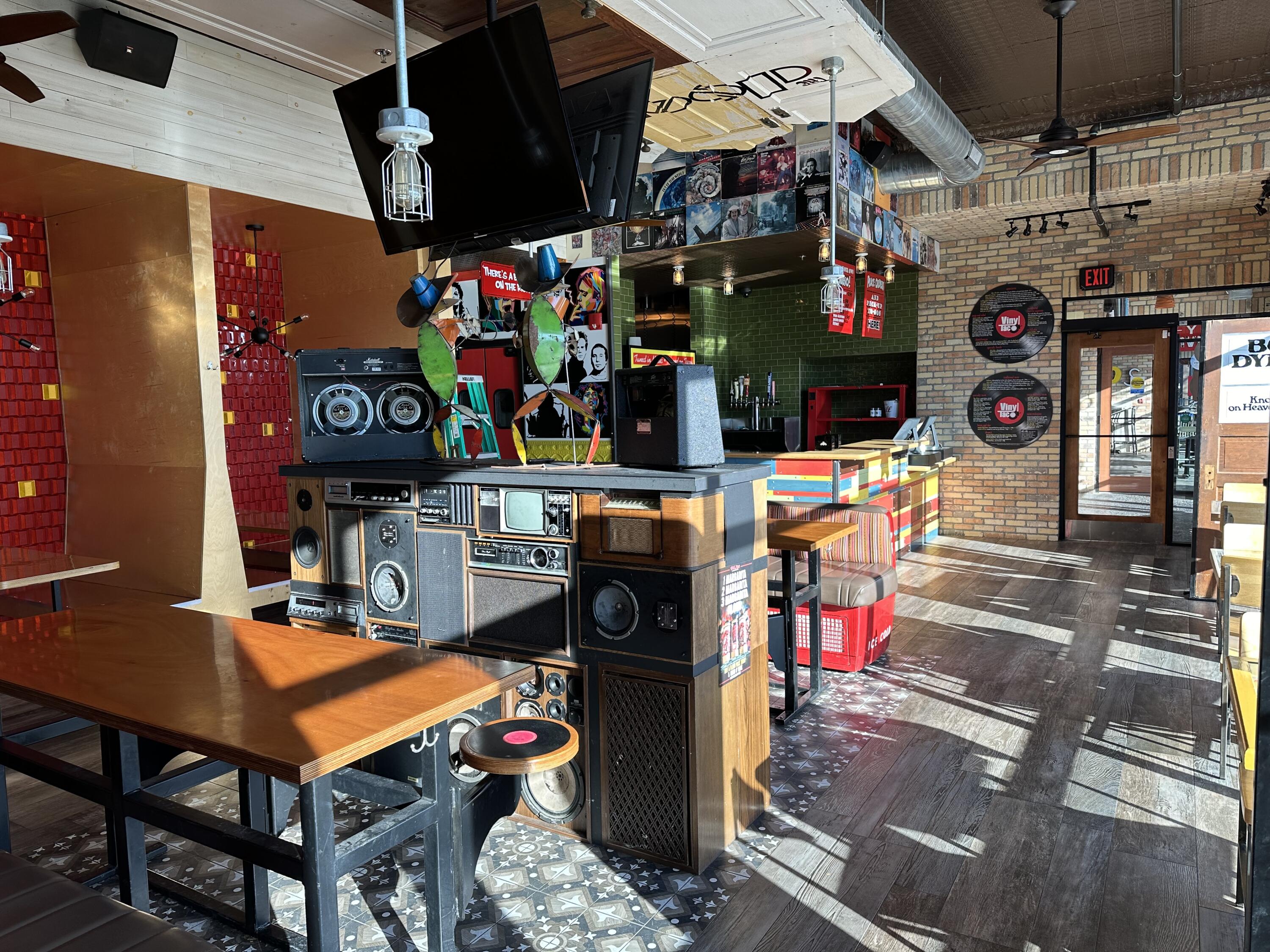 1970 S Columbia Rd Property Photo 15