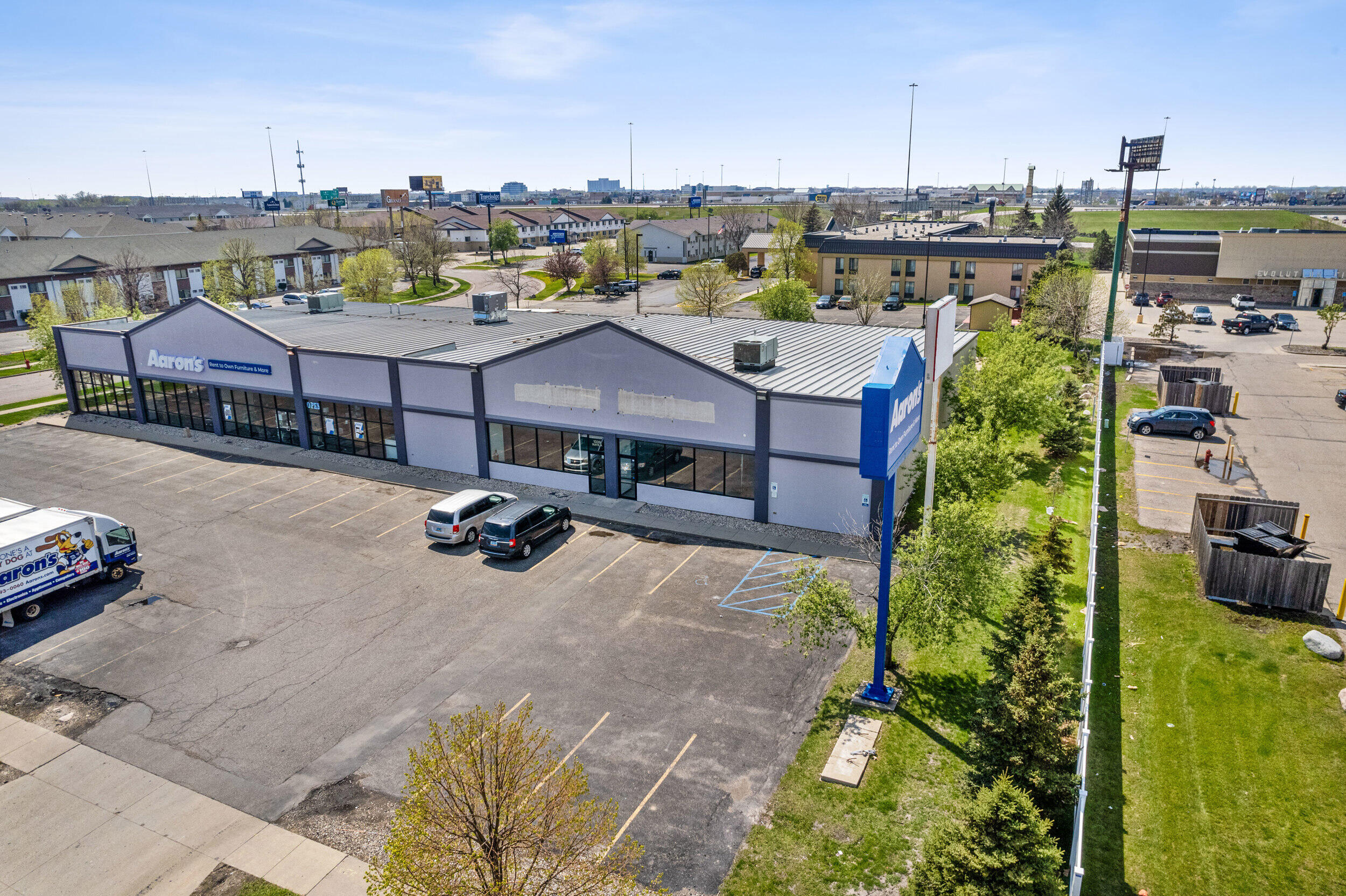 1339 34th Street S Property Photo 3