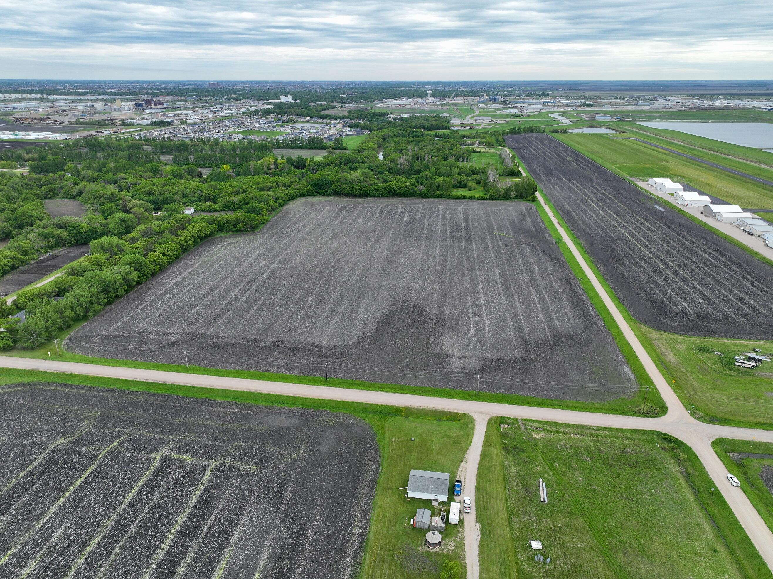 Na Rural 19th Ave N Property Photo 7