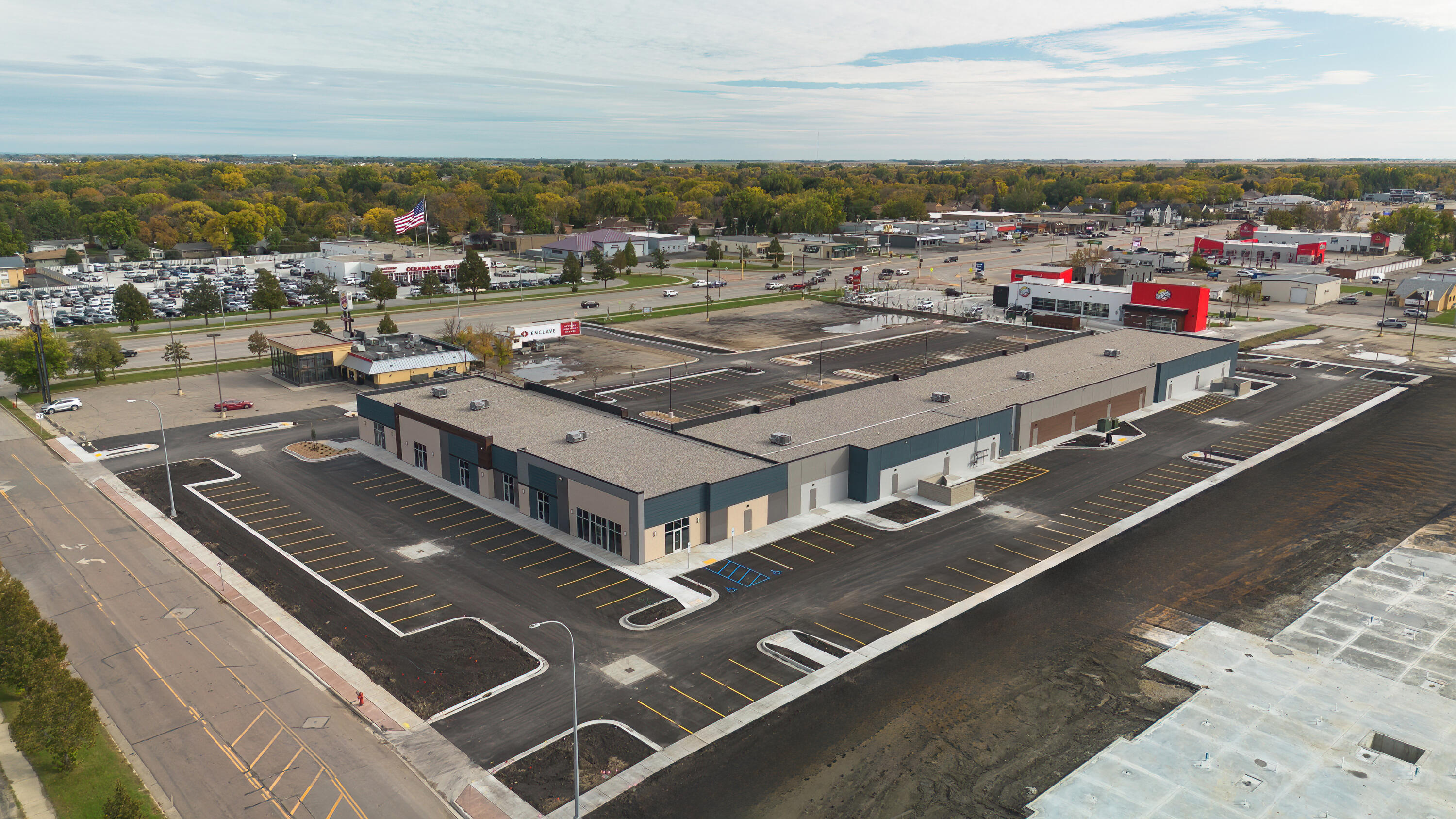 2301 University Drive Property Photo 6