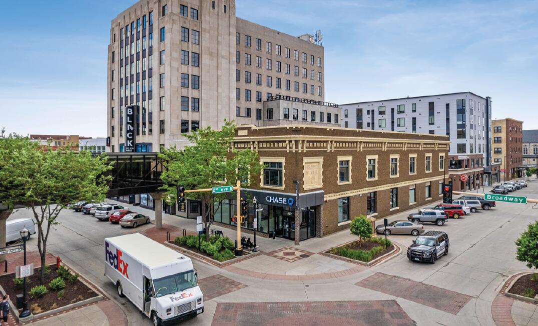 122 Broadway N Property Photo 1