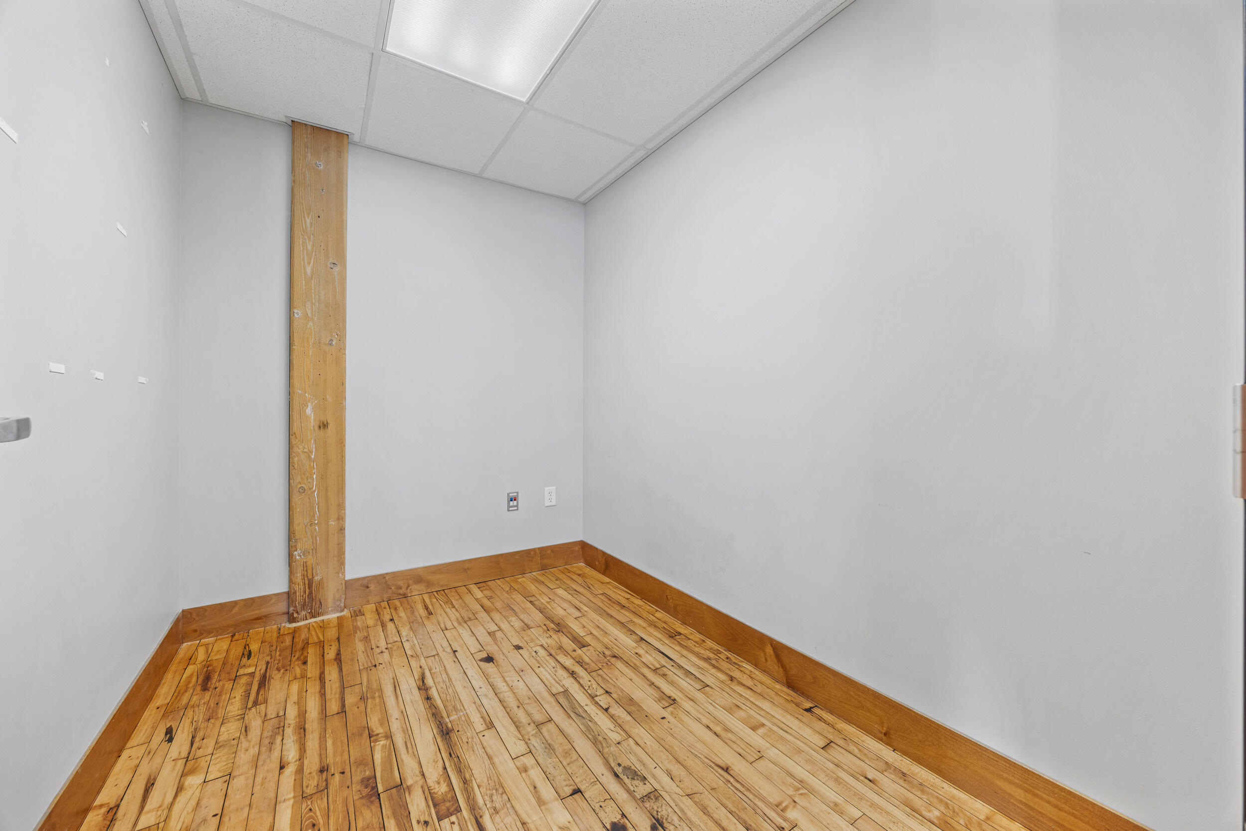 64 4th Street N Property Photo 25