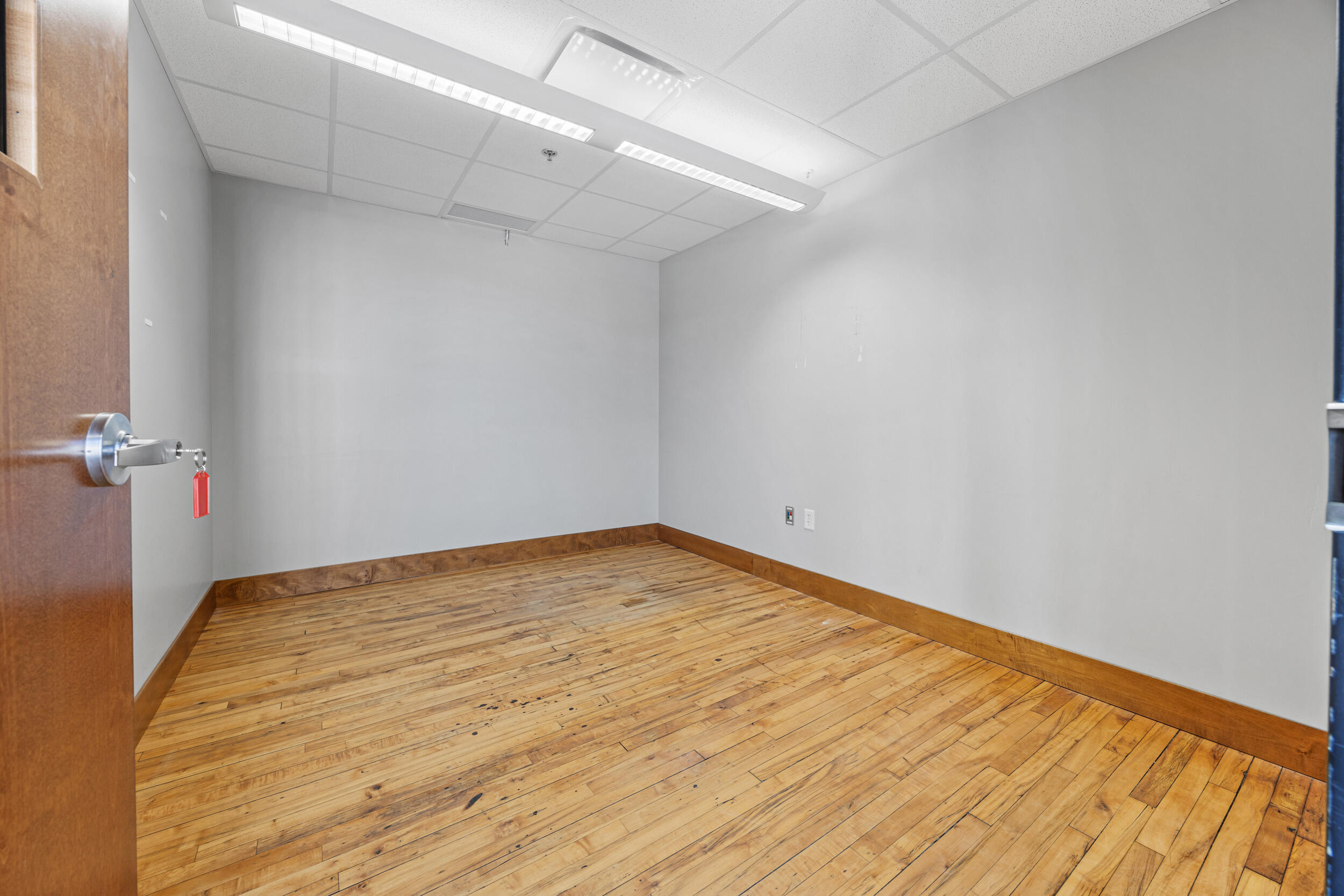 64 4th Street N Property Photo 26