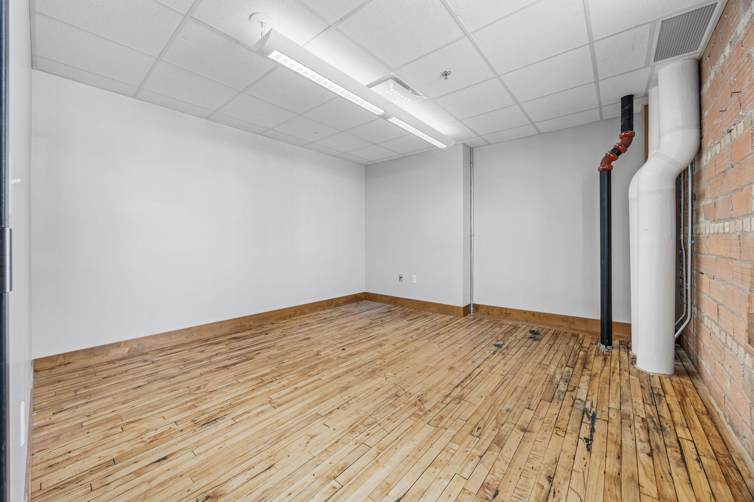 64 4th Street N Property Photo 27