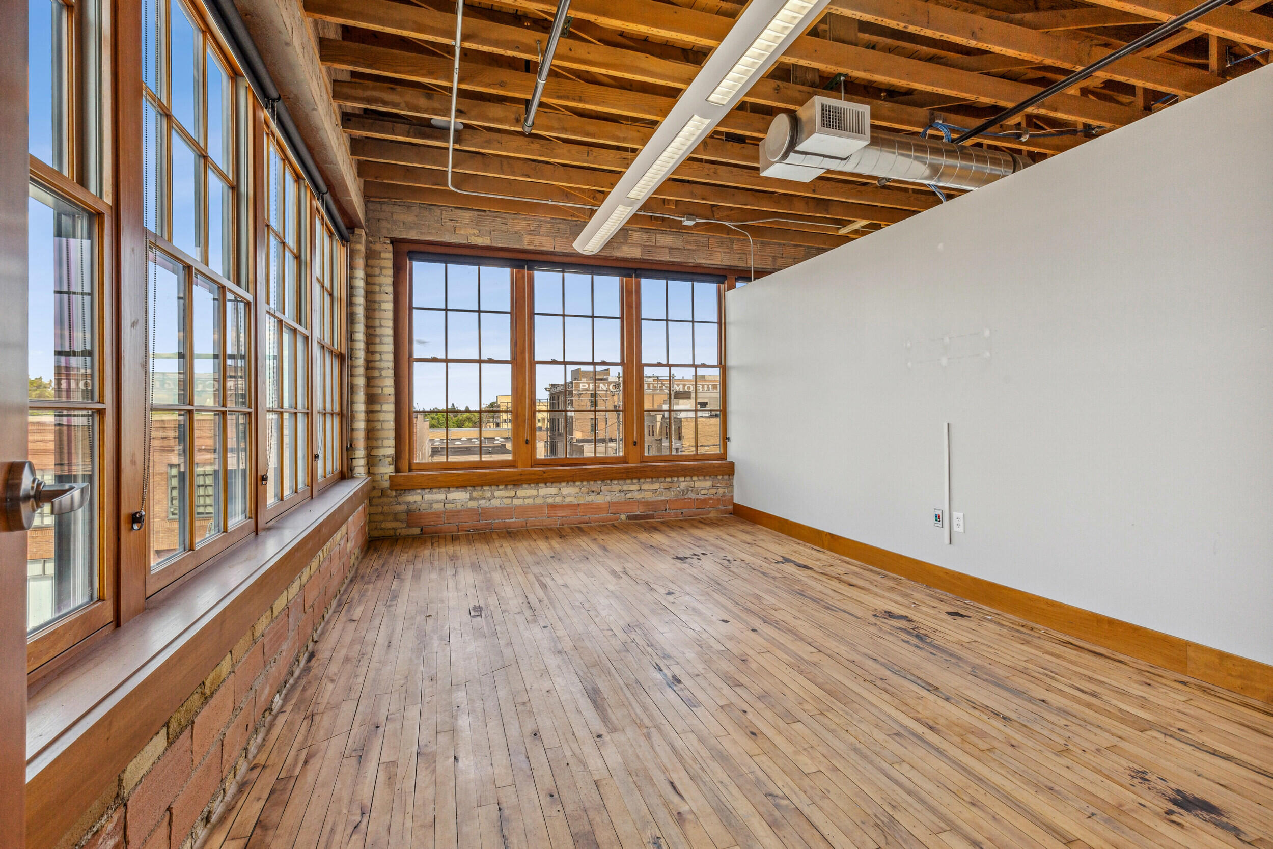 64 4th Street N Property Photo 3