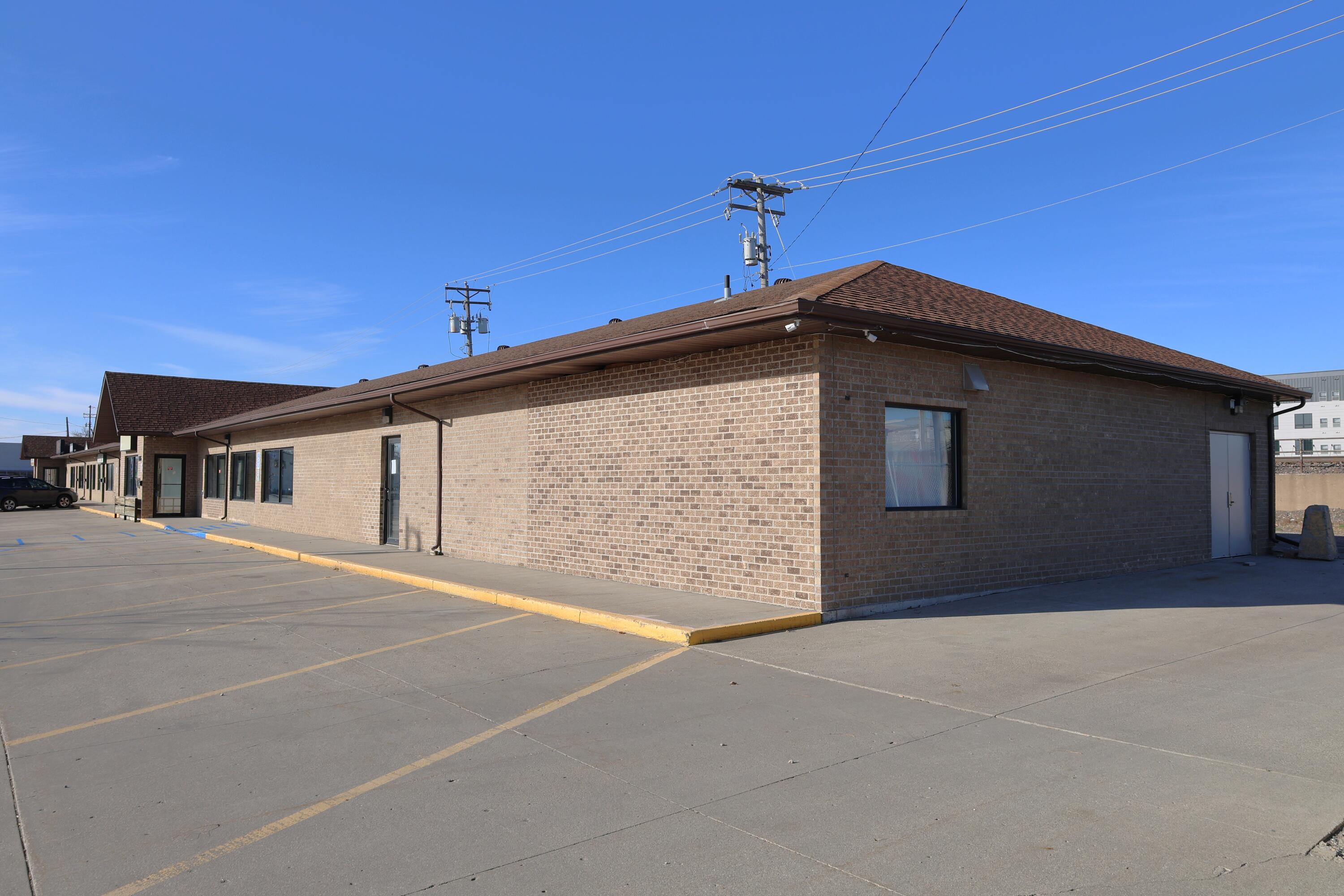 1015 Main Avenue Property Photo 4