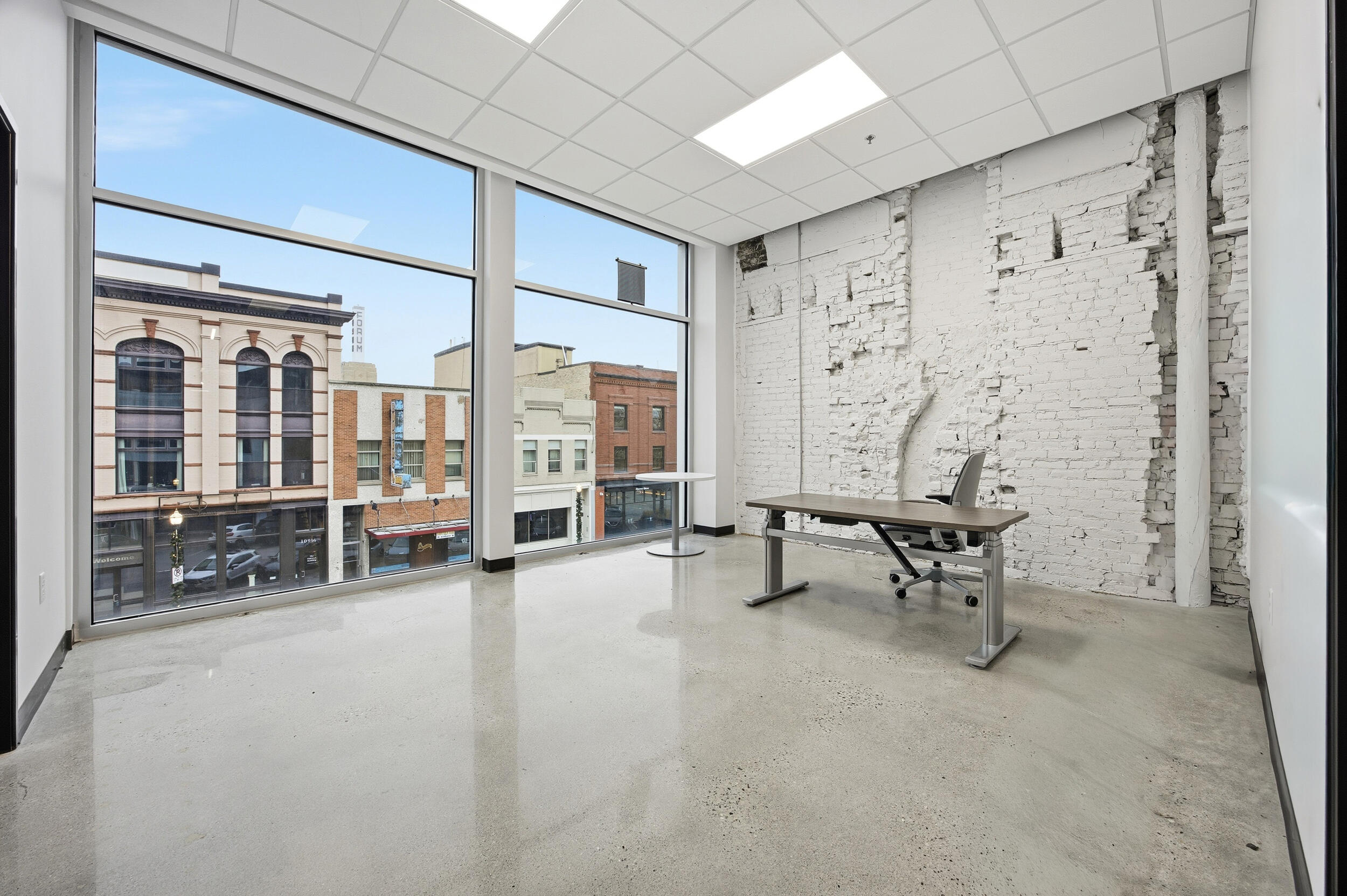 118 Broadway N Property Photo 11