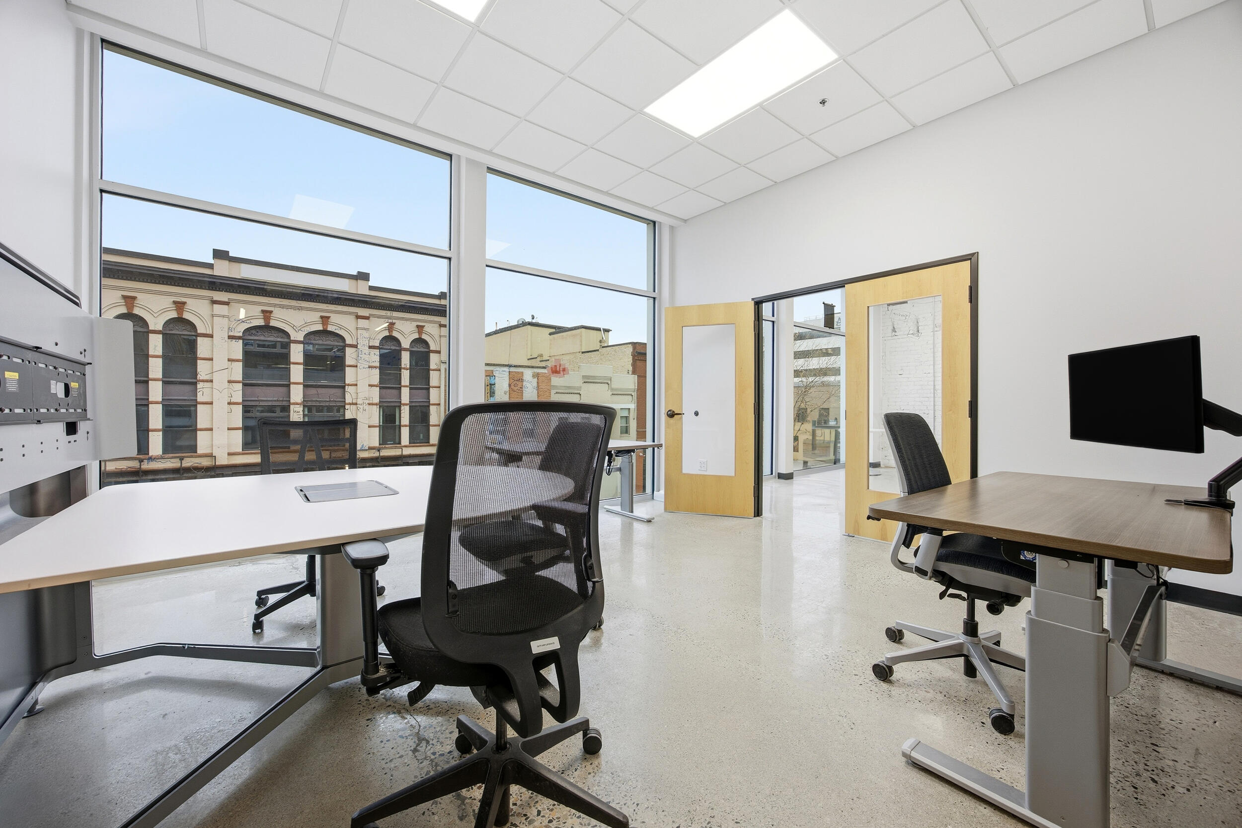 118 Broadway N Property Photo 12