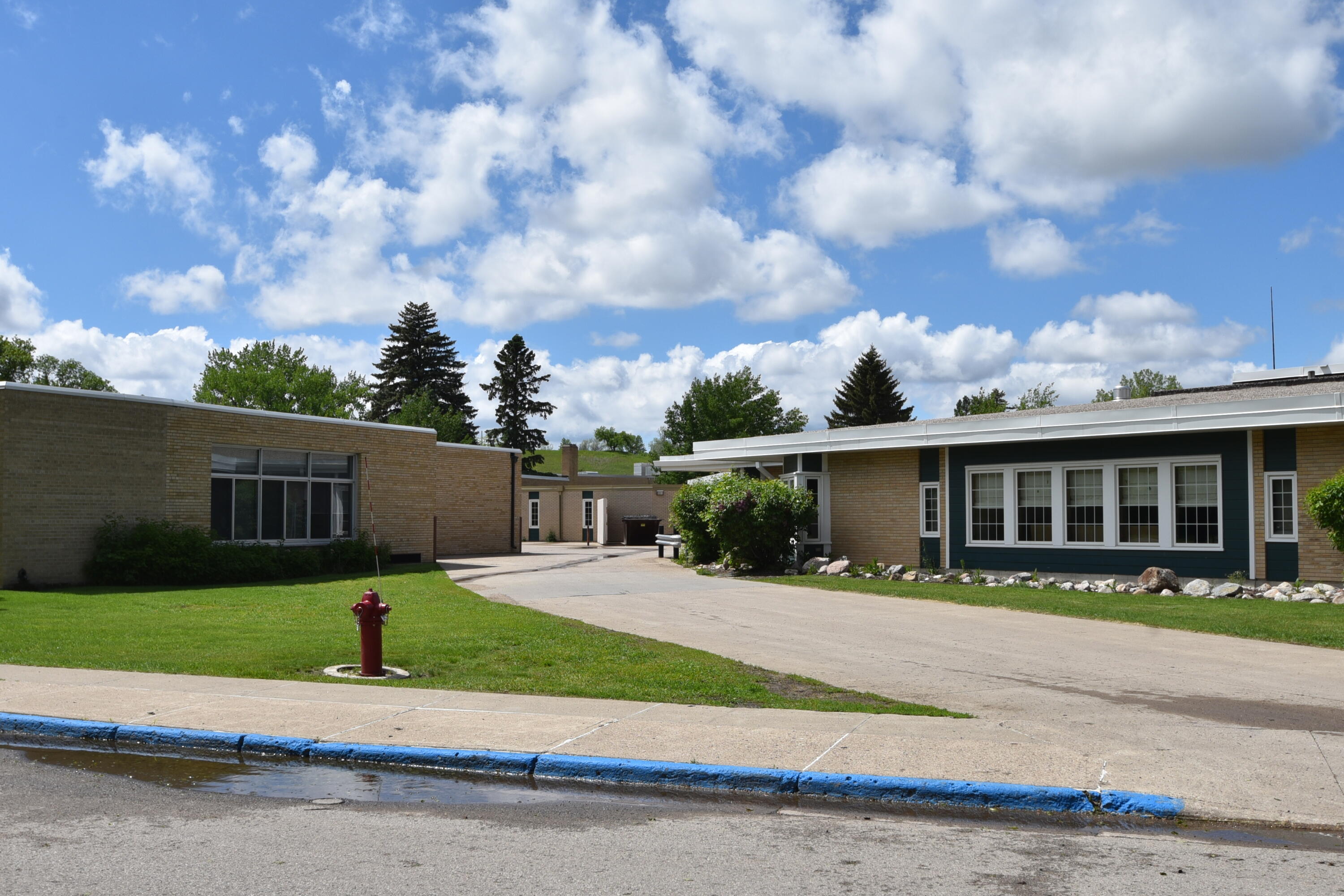 701 3rd St Nw Property Photo 3