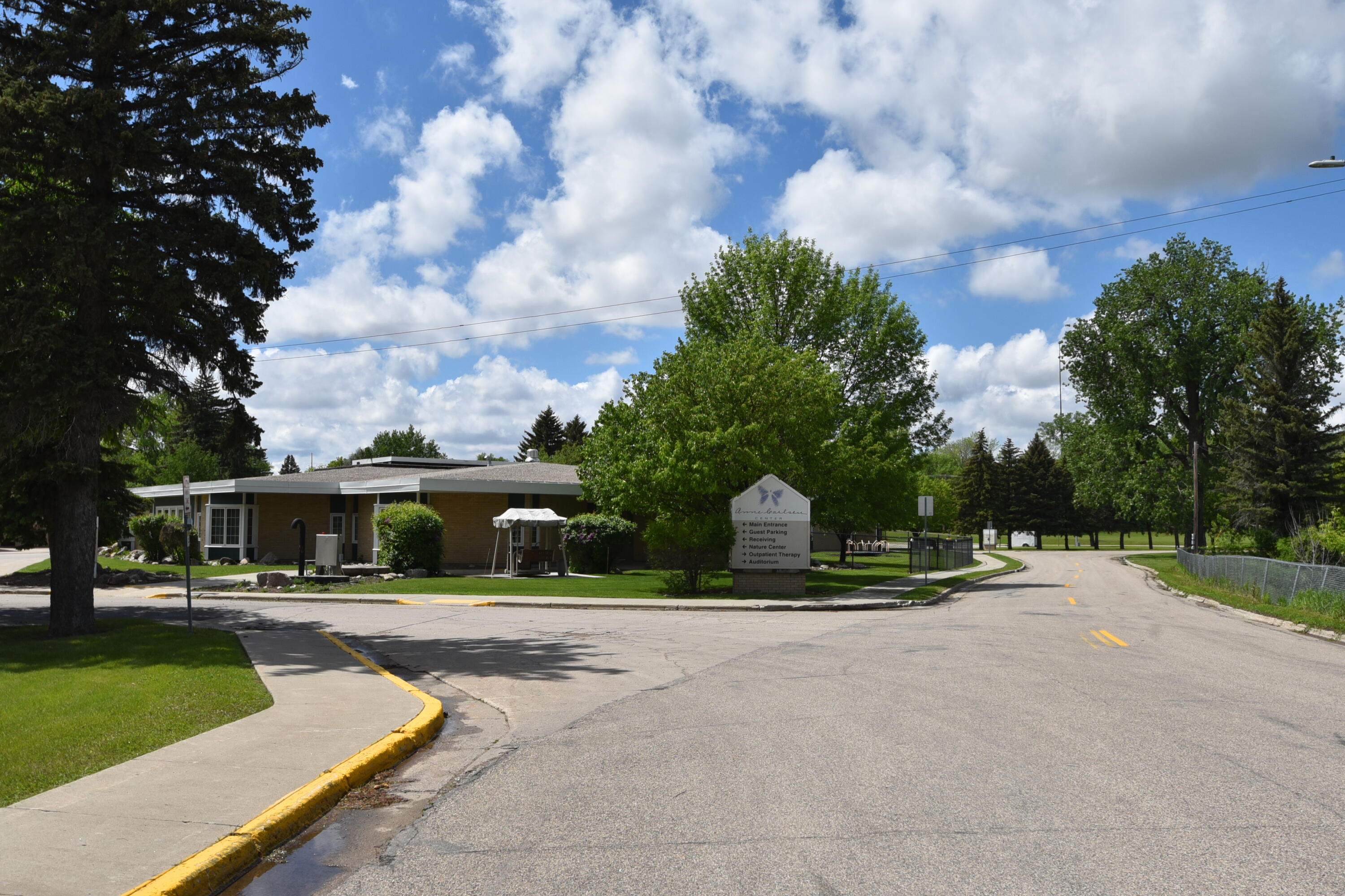 701 3rd St Nw Property Photo 7