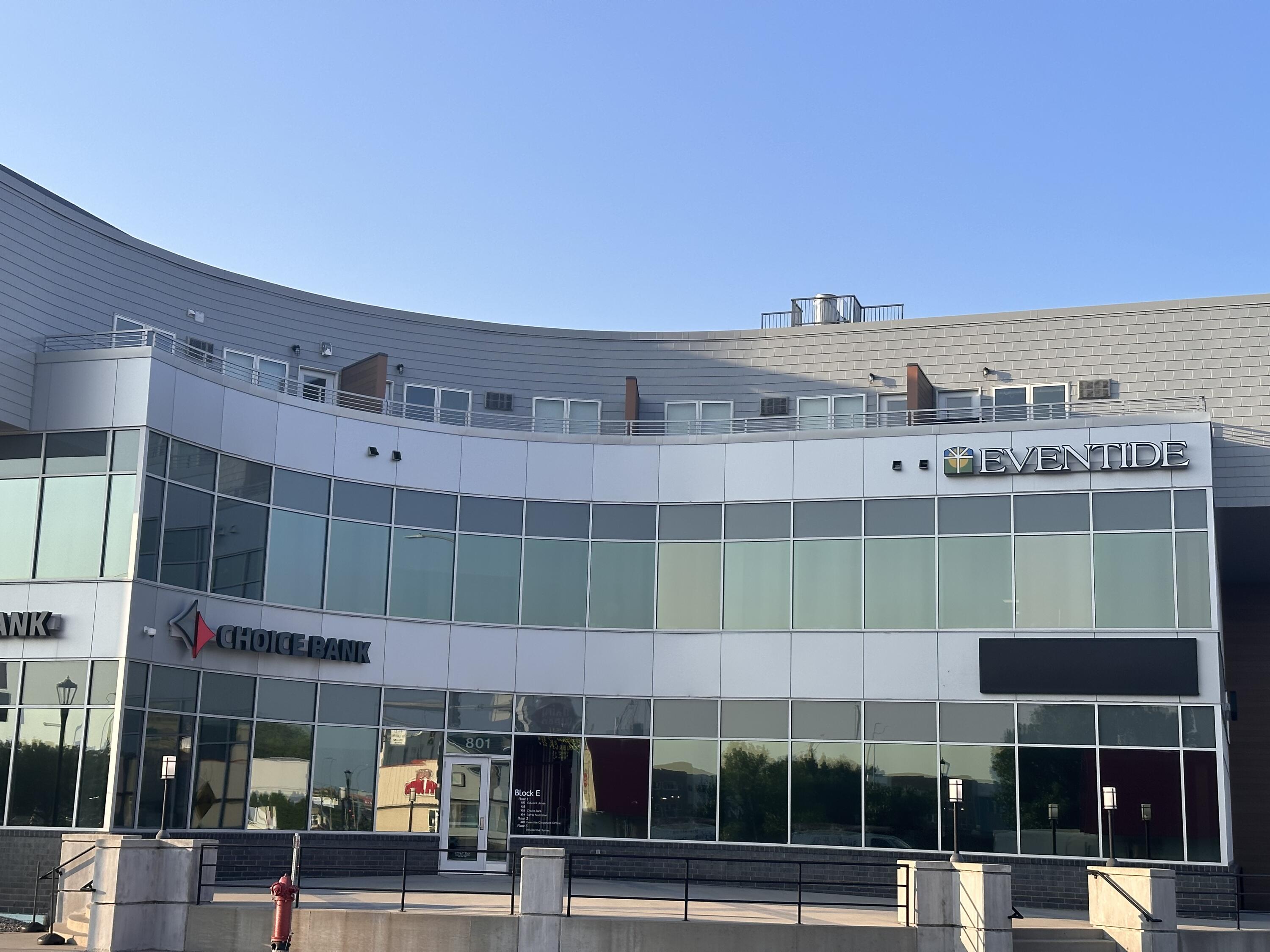 801 Main Avenue Property Photo 2