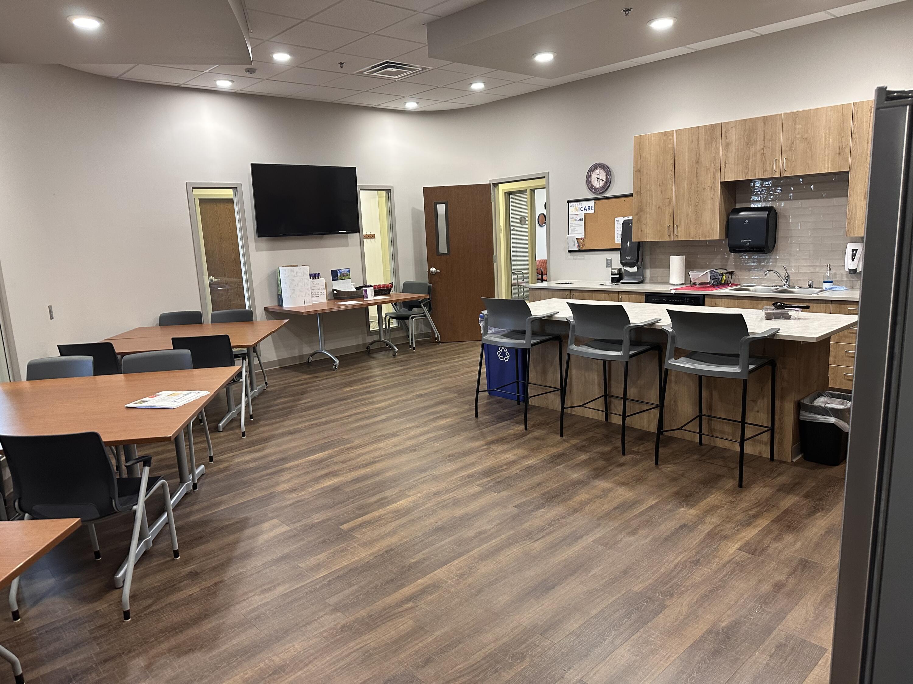 801 Main Avenue Property Photo 6