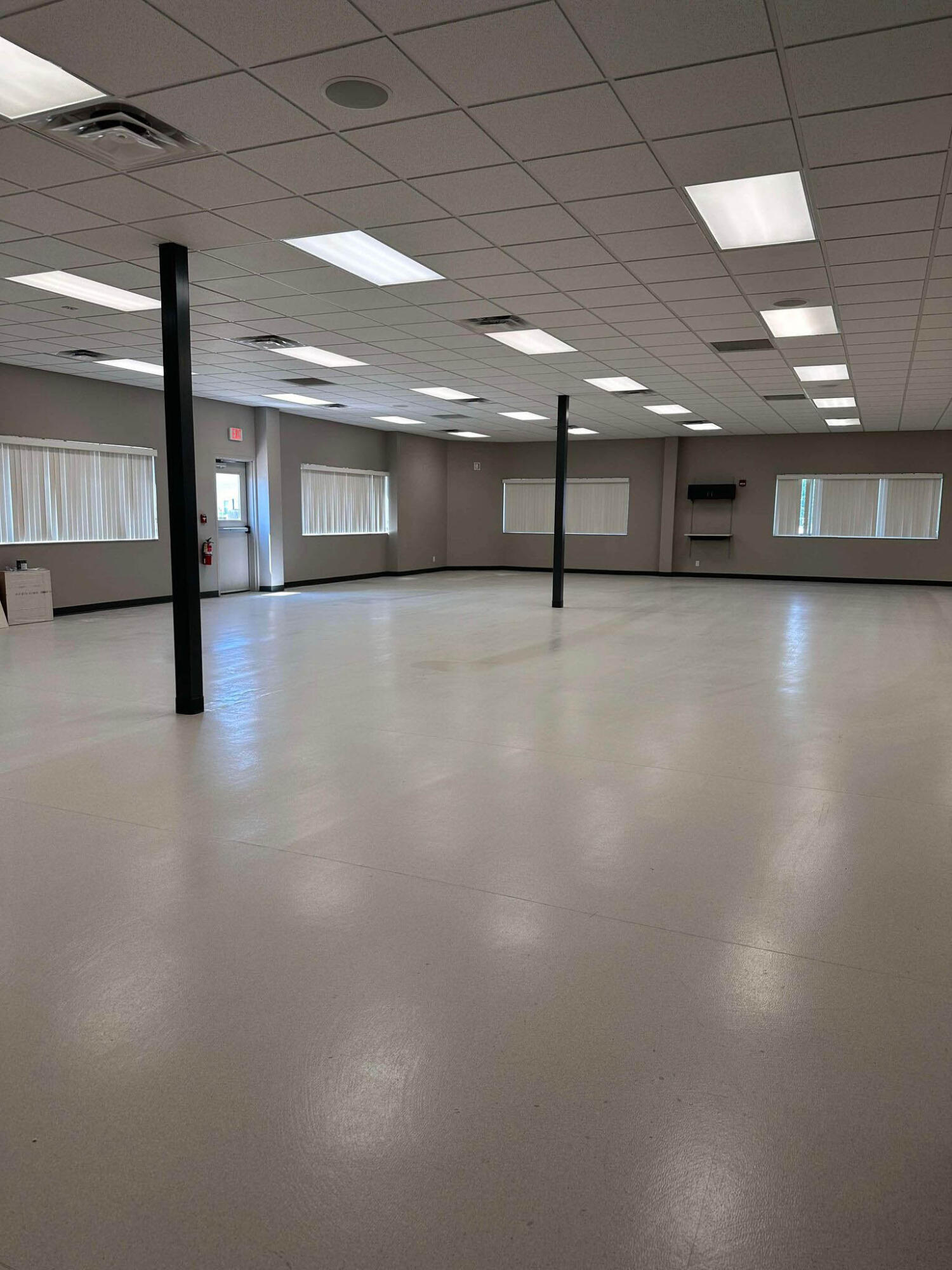 4674 40th Avenue S Property Photo 4