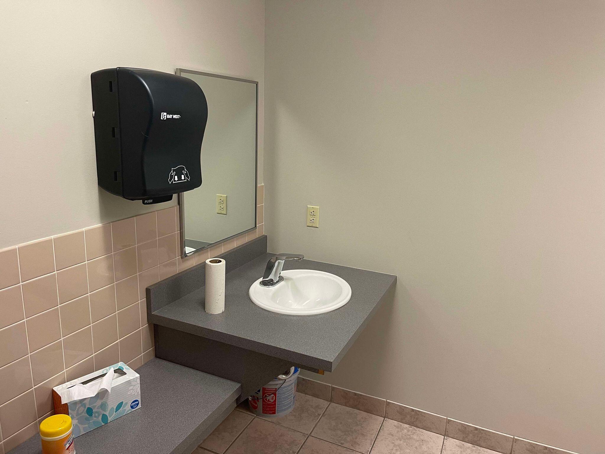 3350 35th Avenue S Property Photo 4