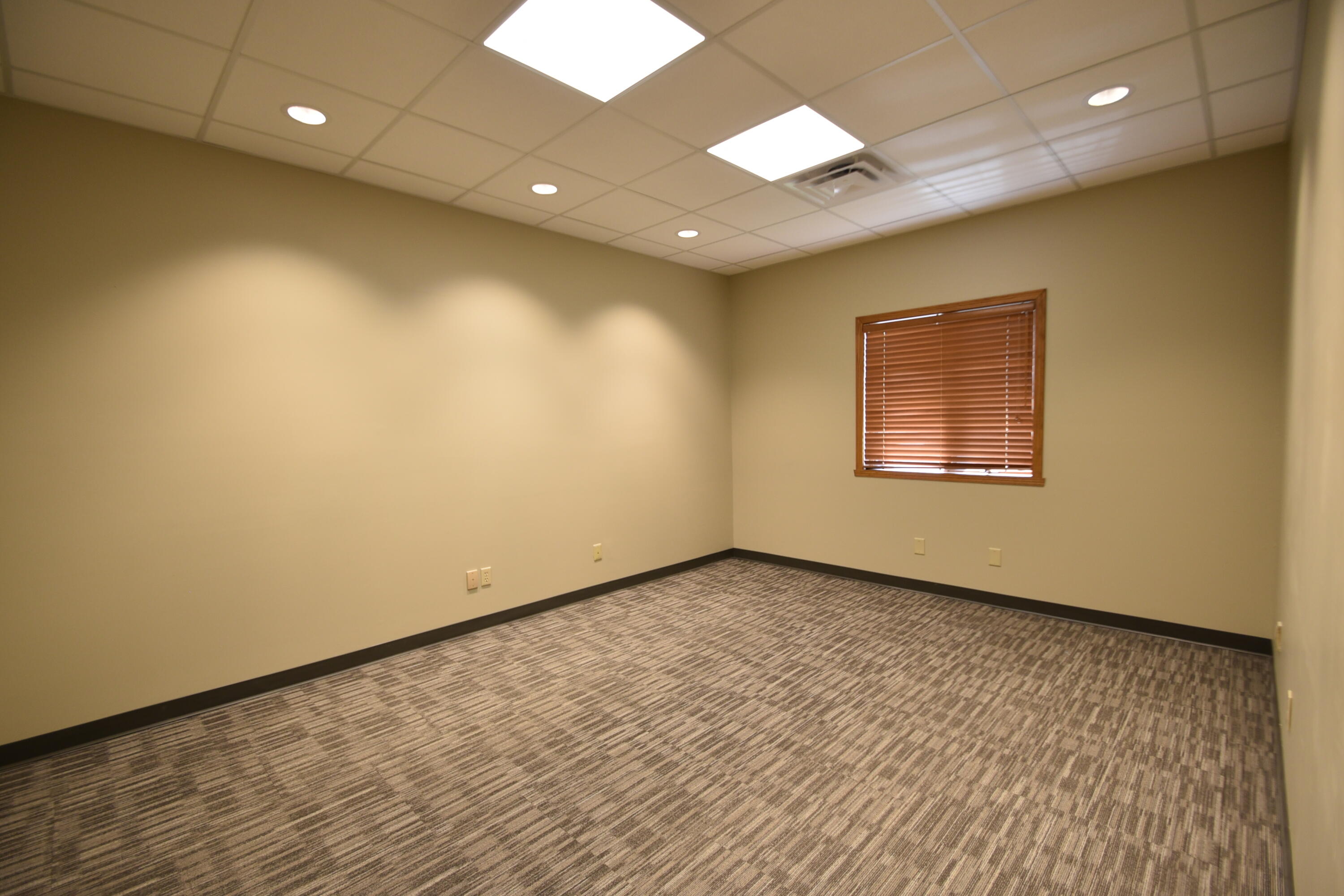 827 28th Street S Property Photo 9