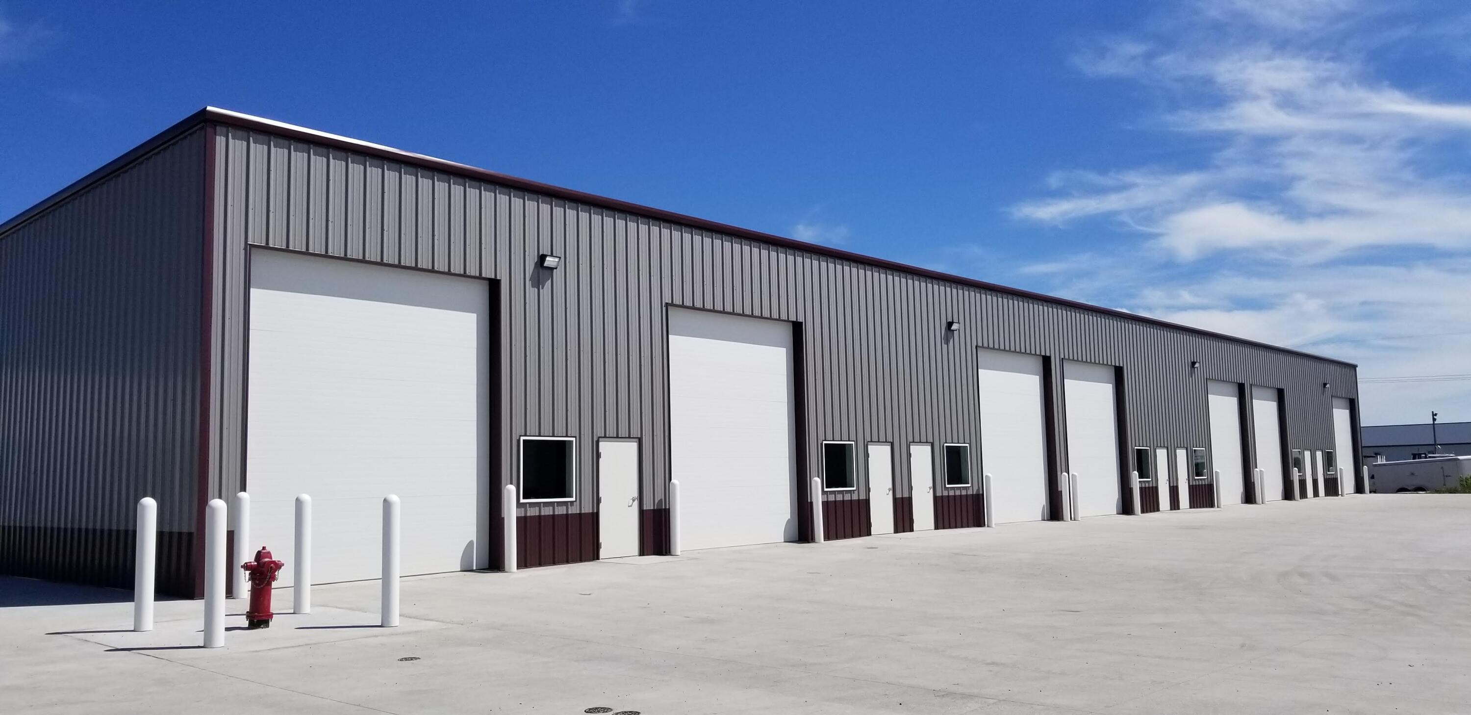 2520 Main Avenue W Property Photo 9