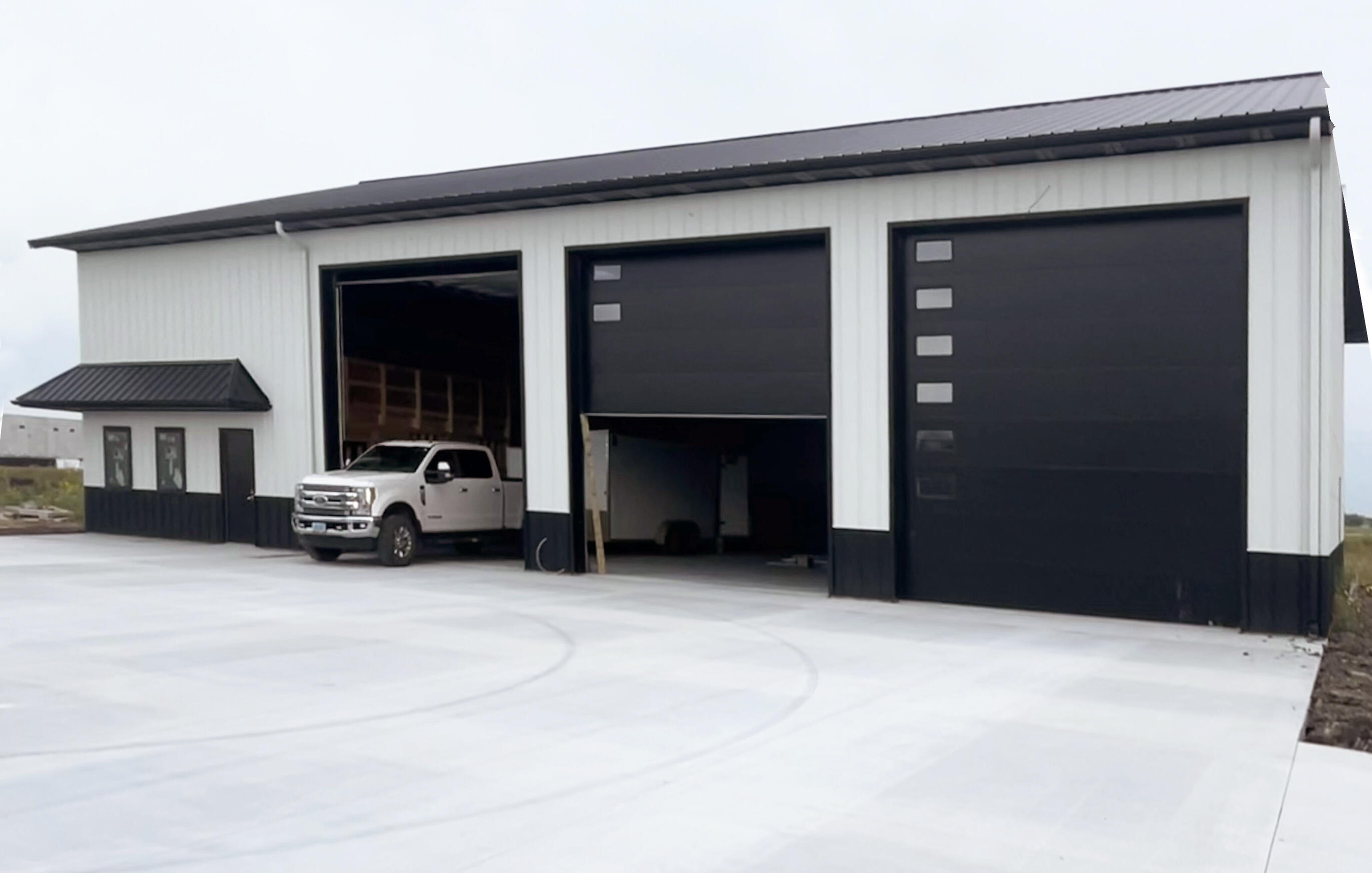 1810 Sheyenne Loop N Property Photo 2