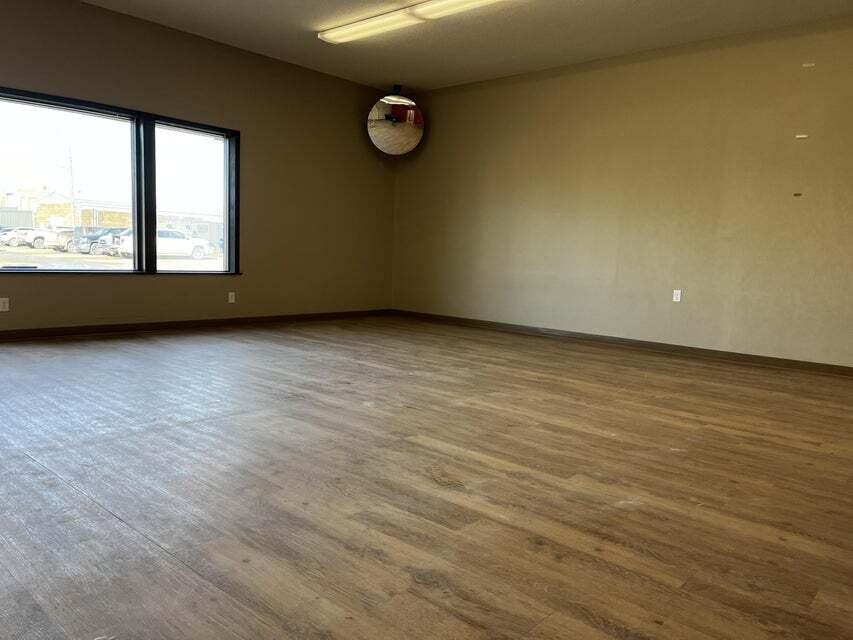 145 2nd Avenue Se Property Photo 2