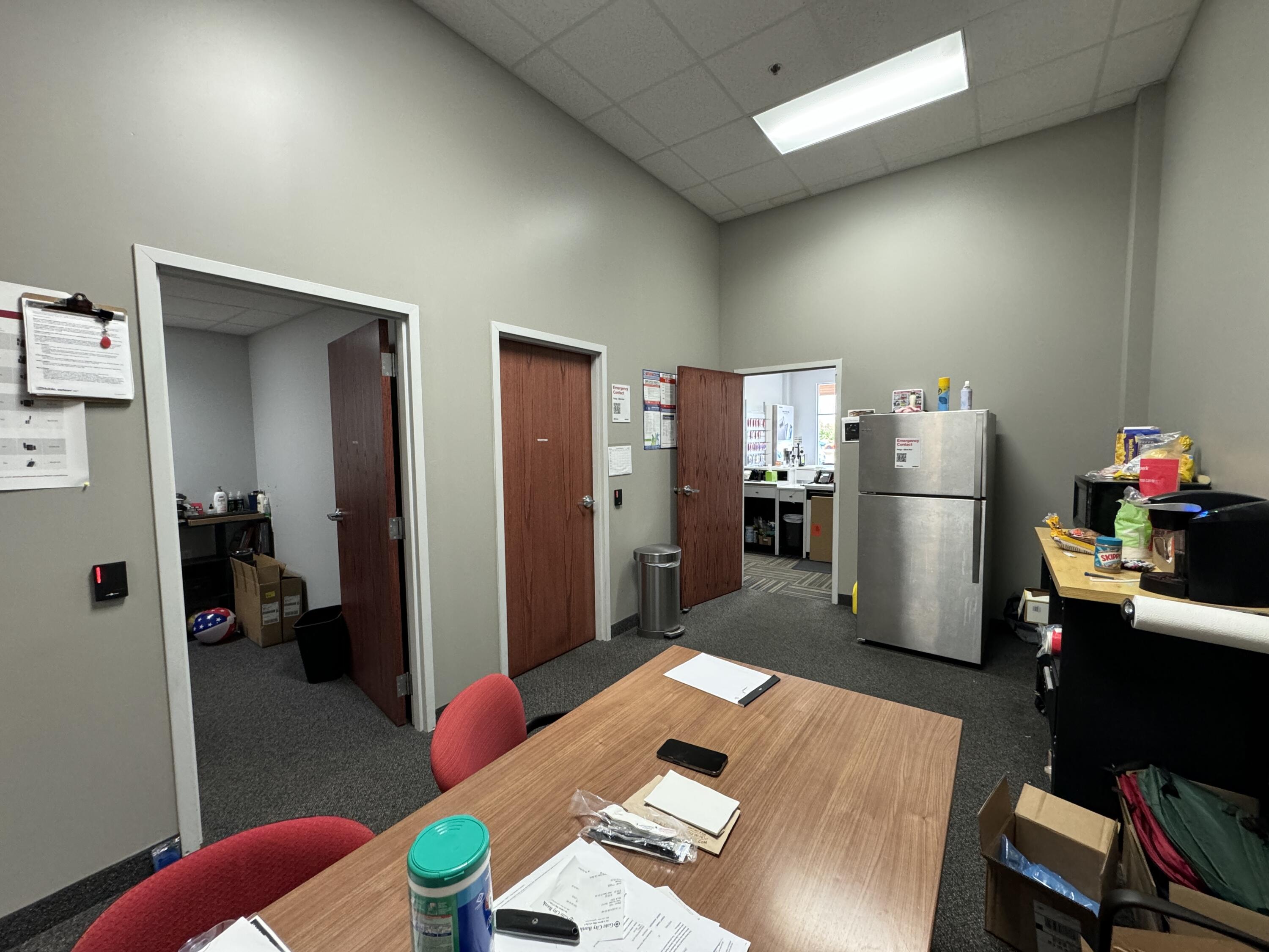 2553 Kirsten Lane S Property Photo 4