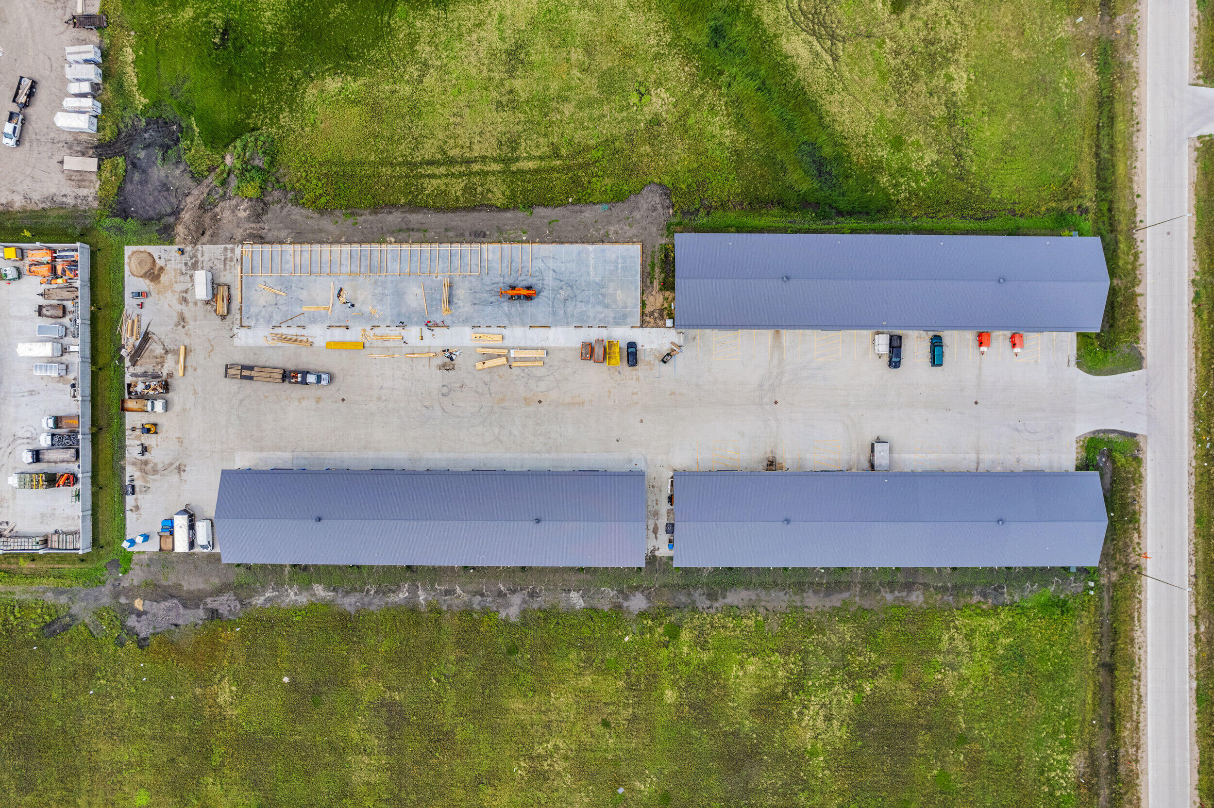 9827 Industrial Drive Property Photo 5