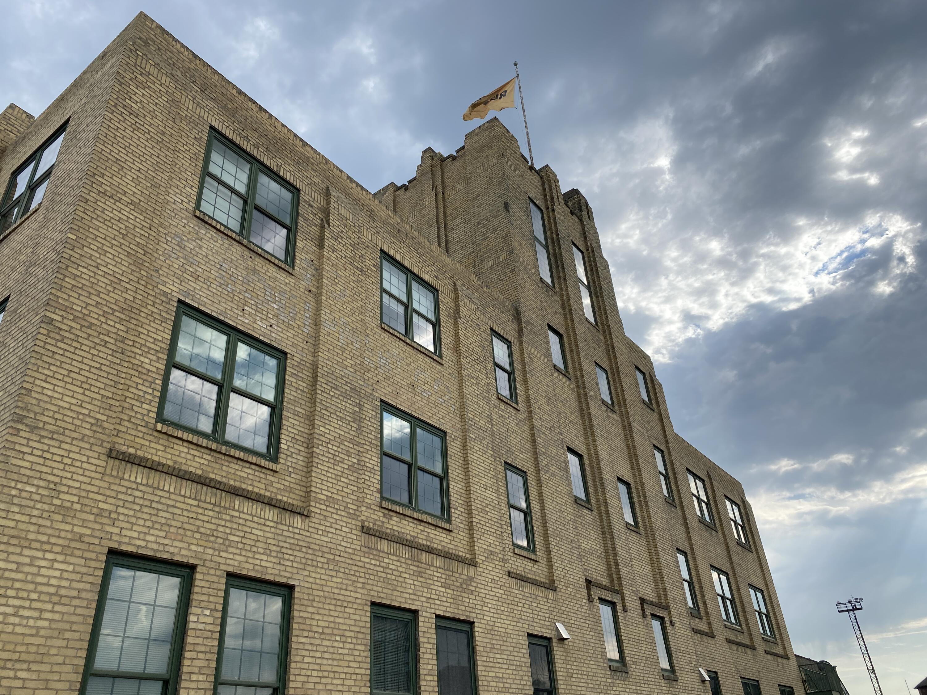 503 7th Street N Property Photo 2