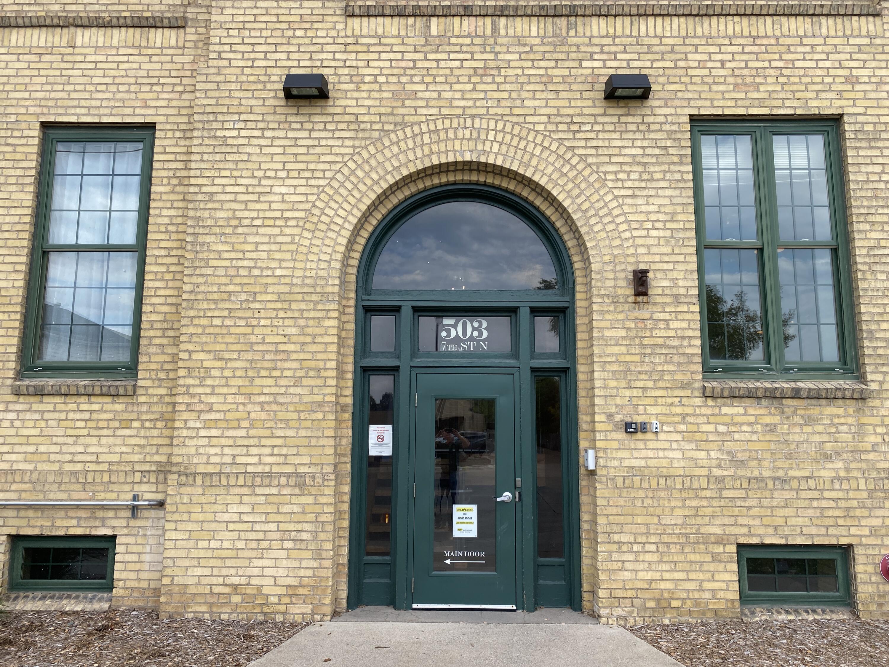 503 7th Street N Property Photo 3