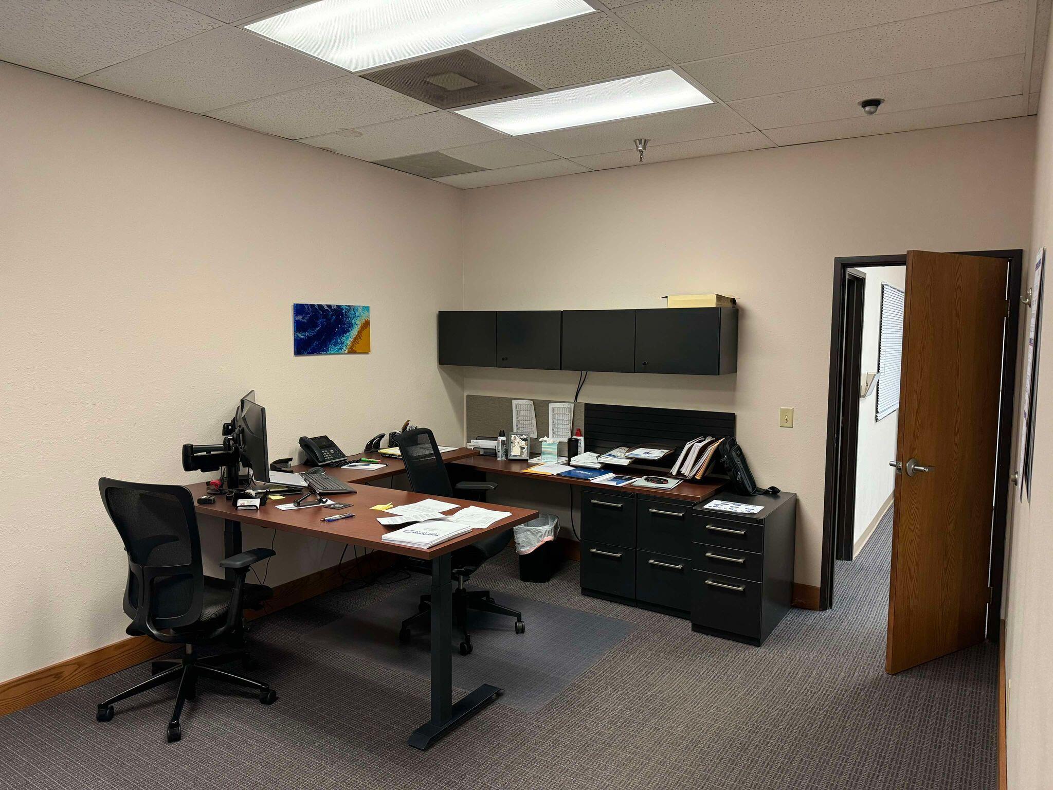 121 Roberts Street N Property Photo 3