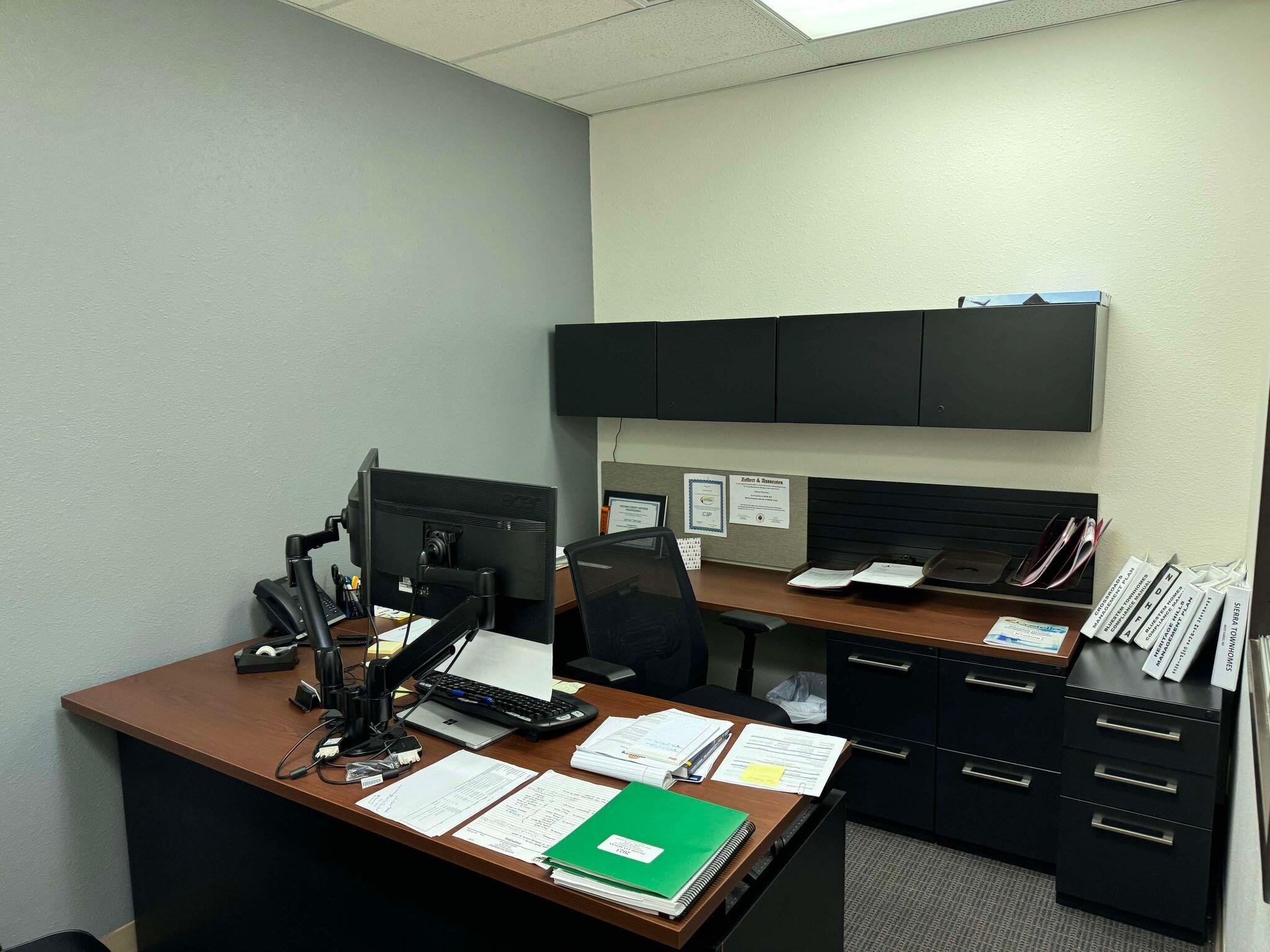 121 Roberts Street N Property Photo 7