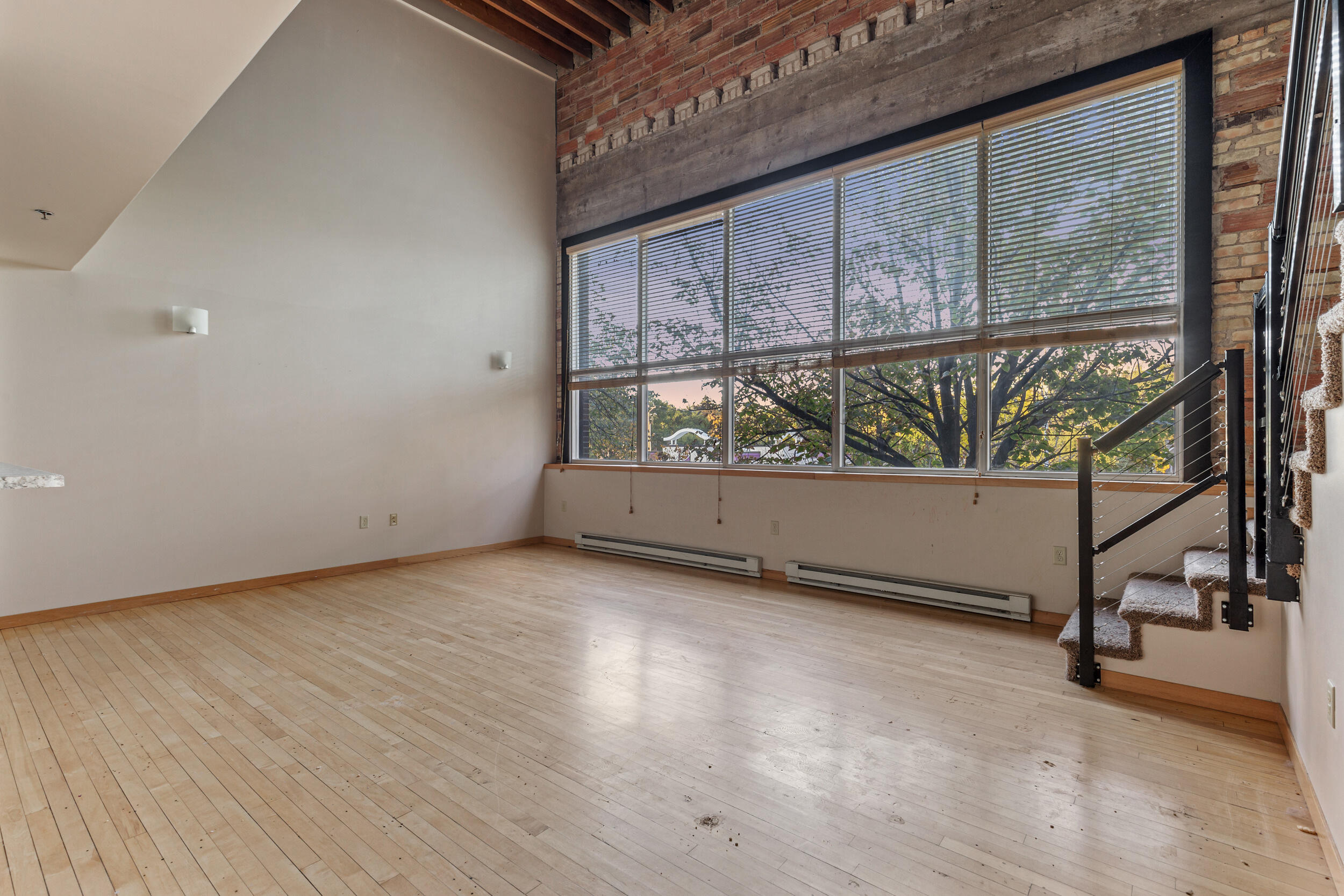 810 4th Avenue S Property Photo 6