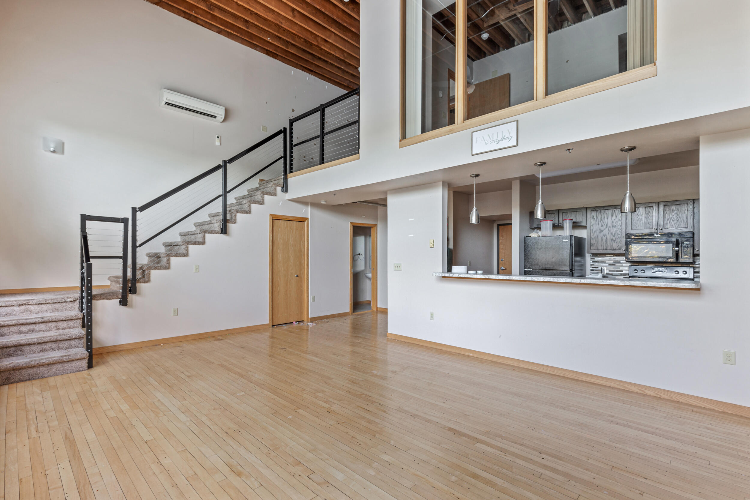 810 4th Avenue S Property Photo 8