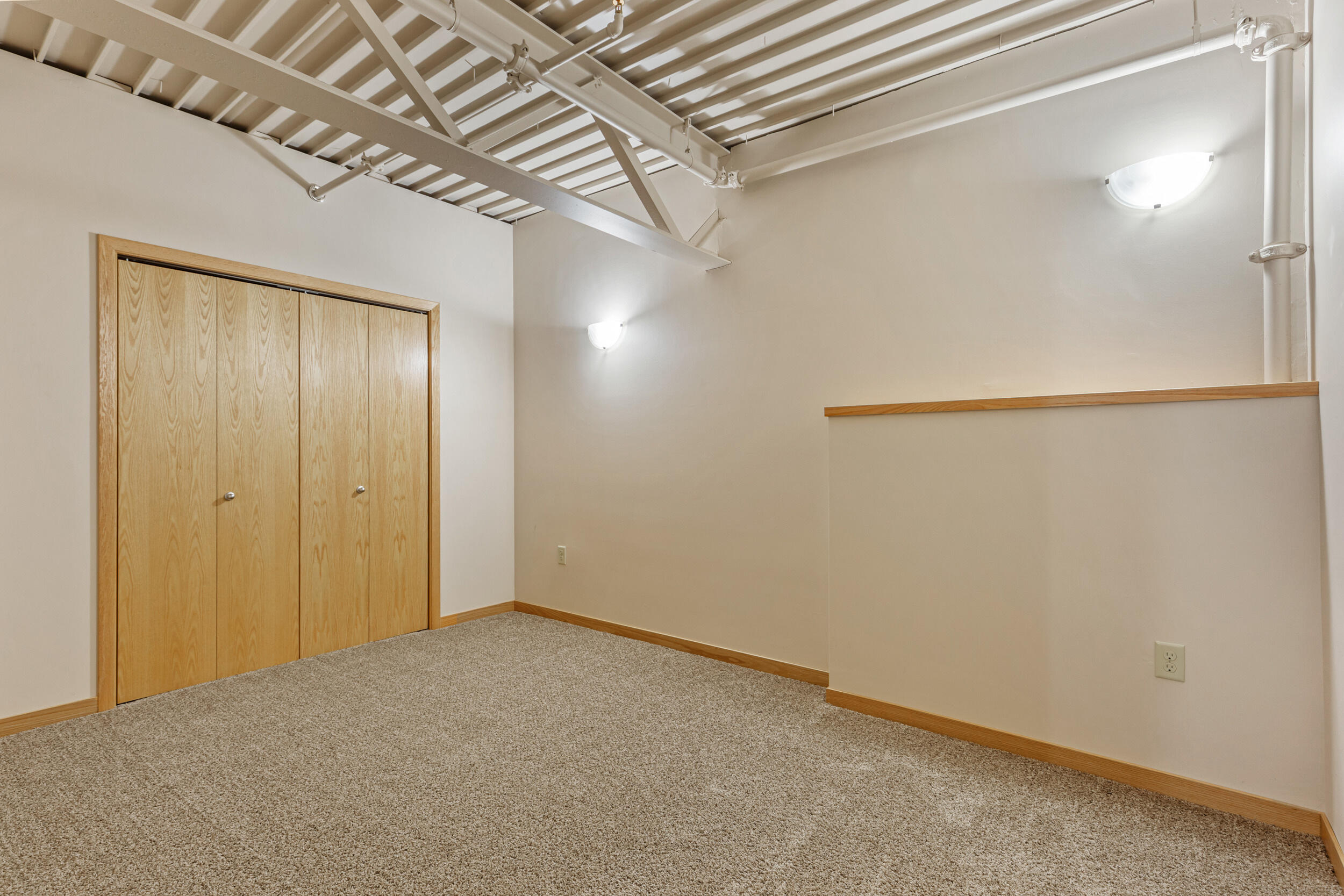 810 4th Avenue S Property Photo 12