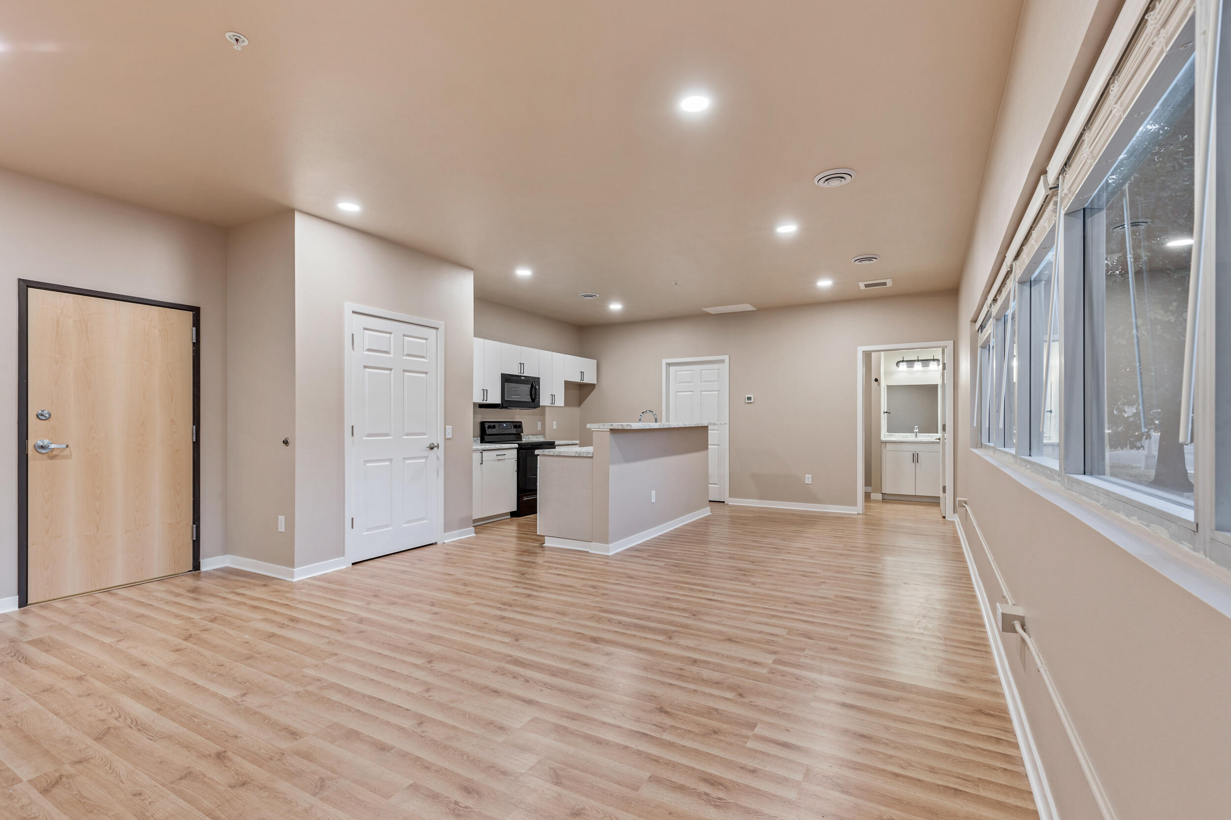 810 4th Avenue S Property Photo 15