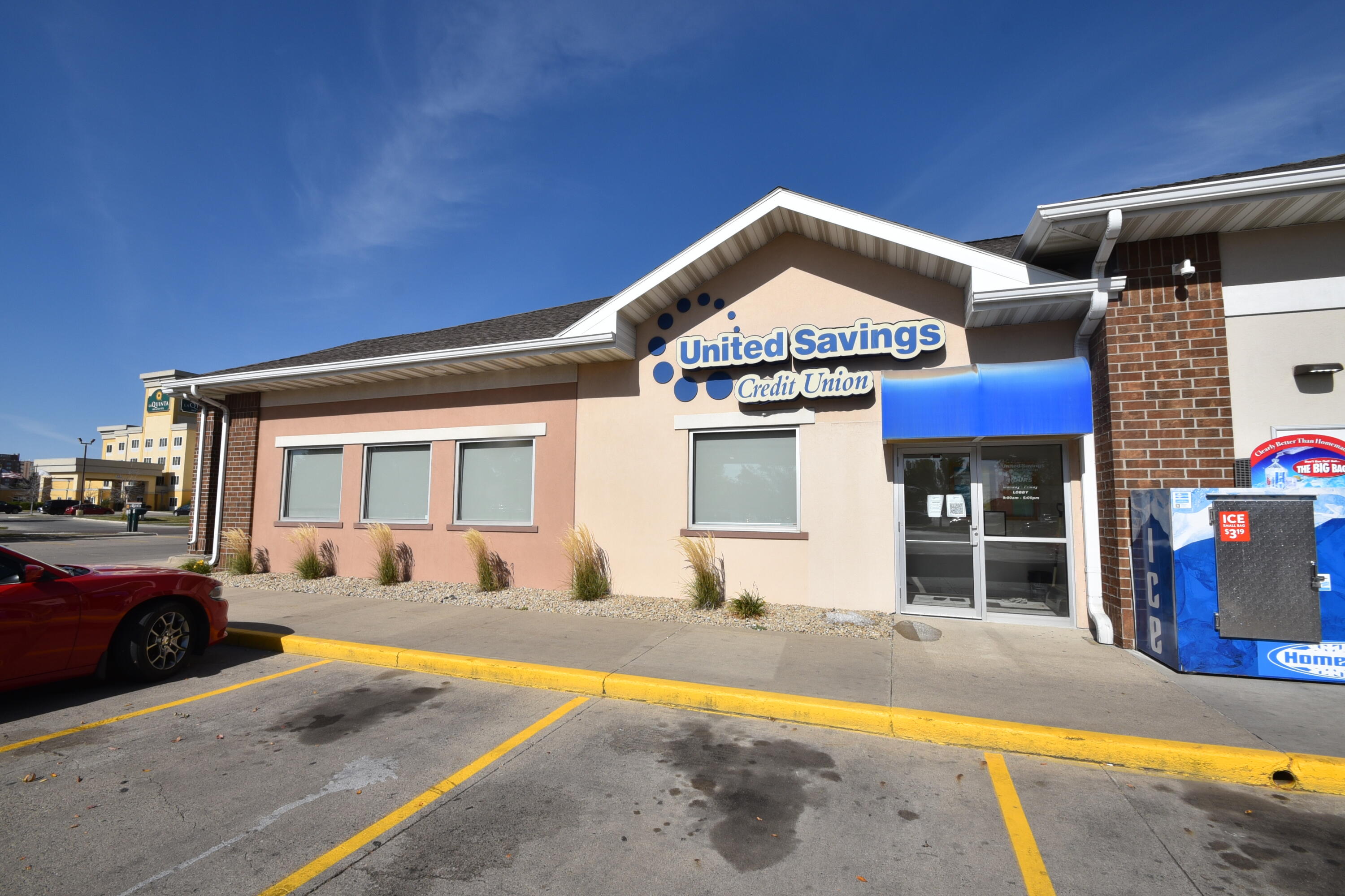 2401 45th Street S Property Photo 4